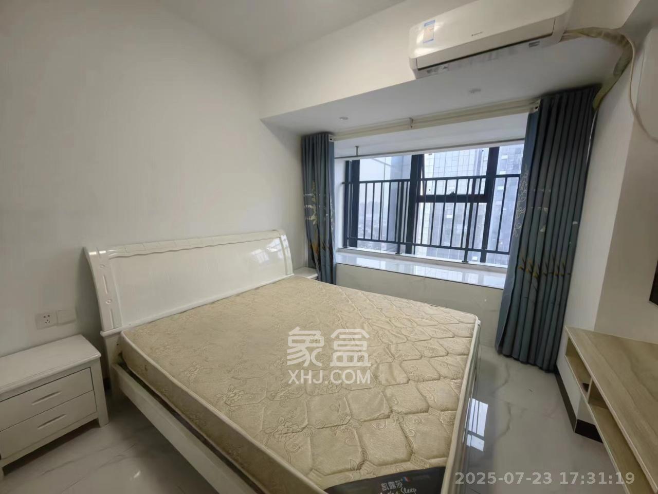 裕天国际商汇中心 1室1厅1卫 1500.0元/月 裕天国际商汇中心 1室1厅1卫 1500.0元/月室内图