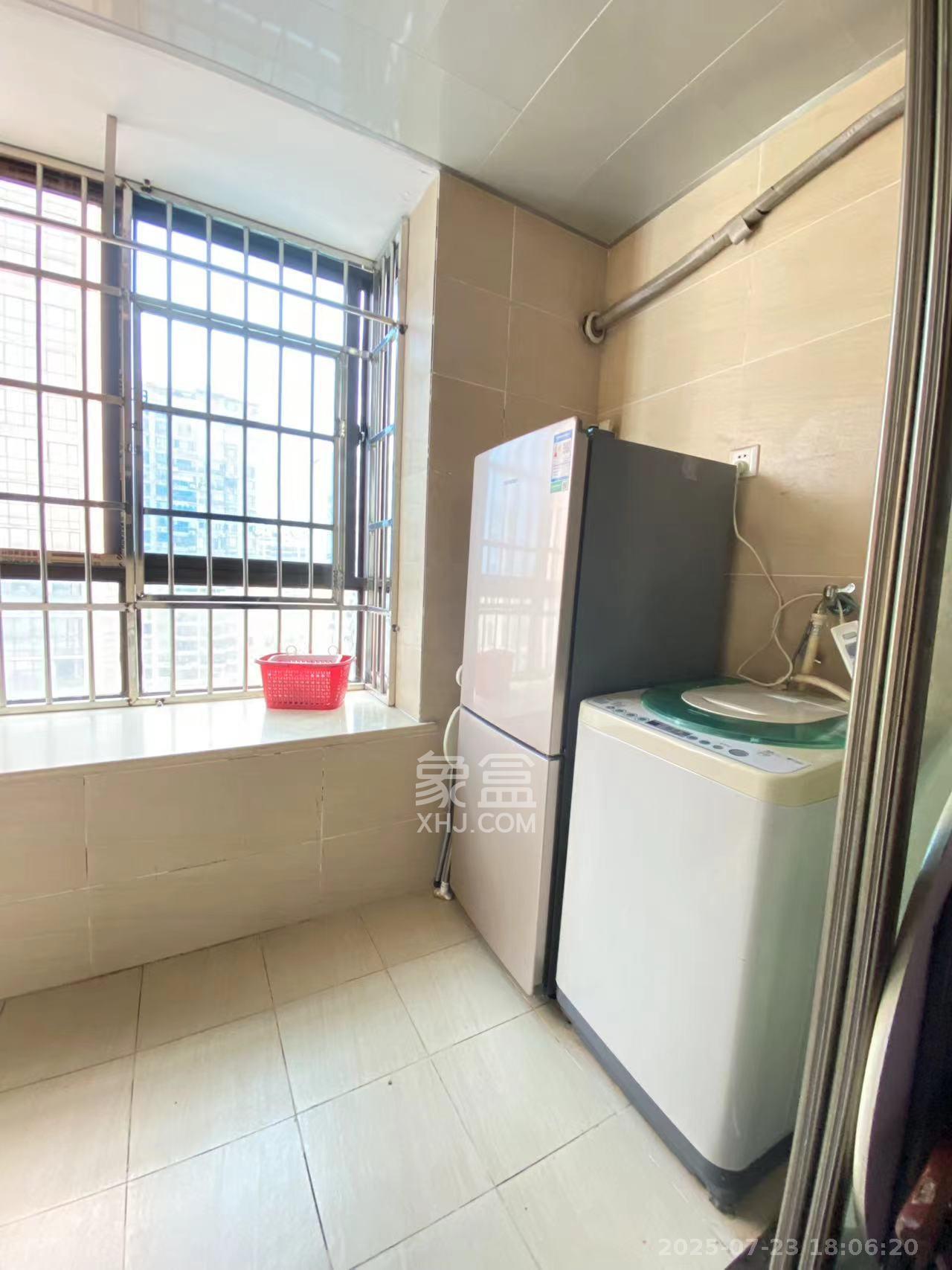 长盛上东区  1室1厅1卫   1600.00元/月室内图
