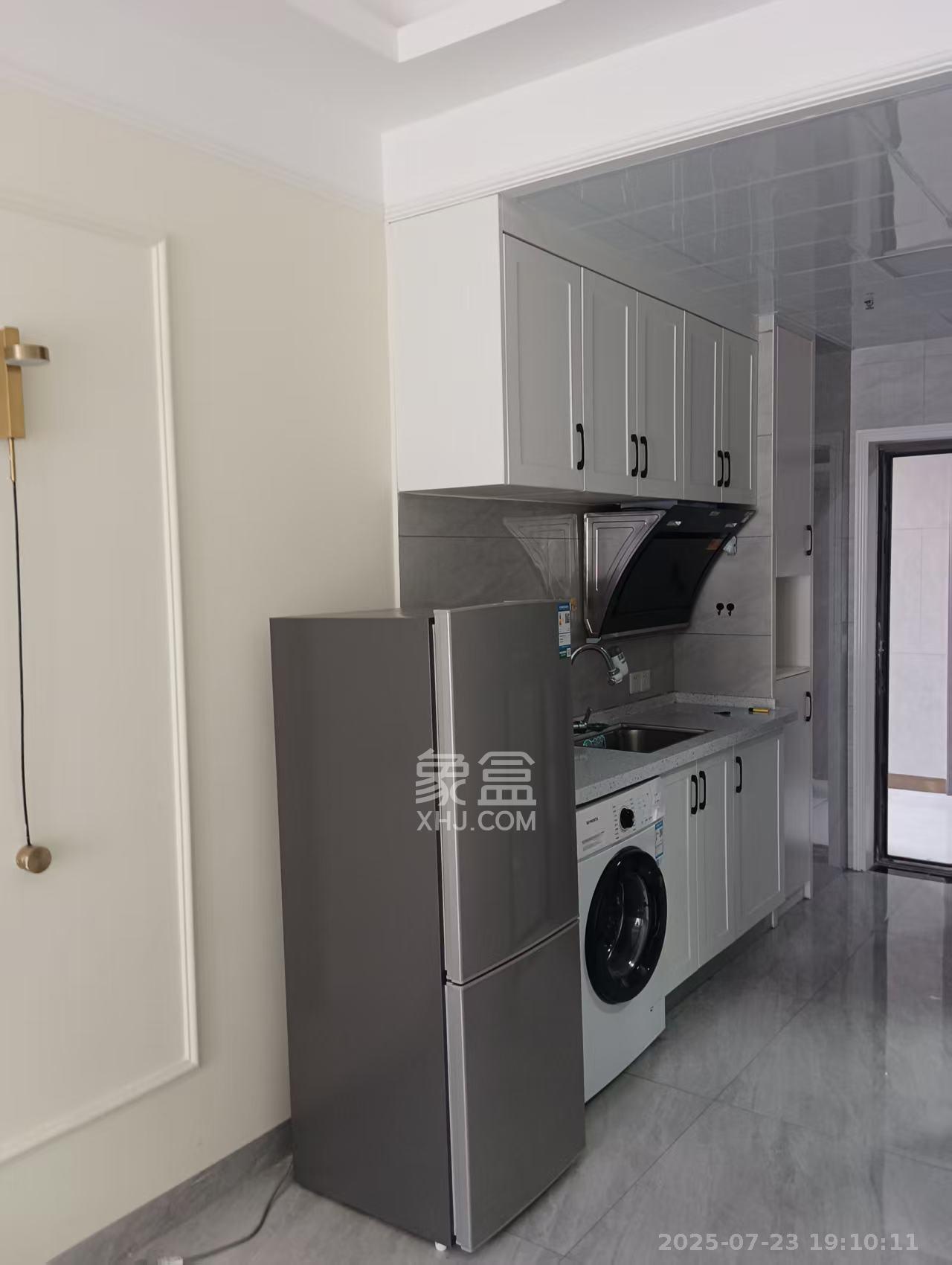 润和滨江府  1室1厅1卫   1400.00元/月室内图