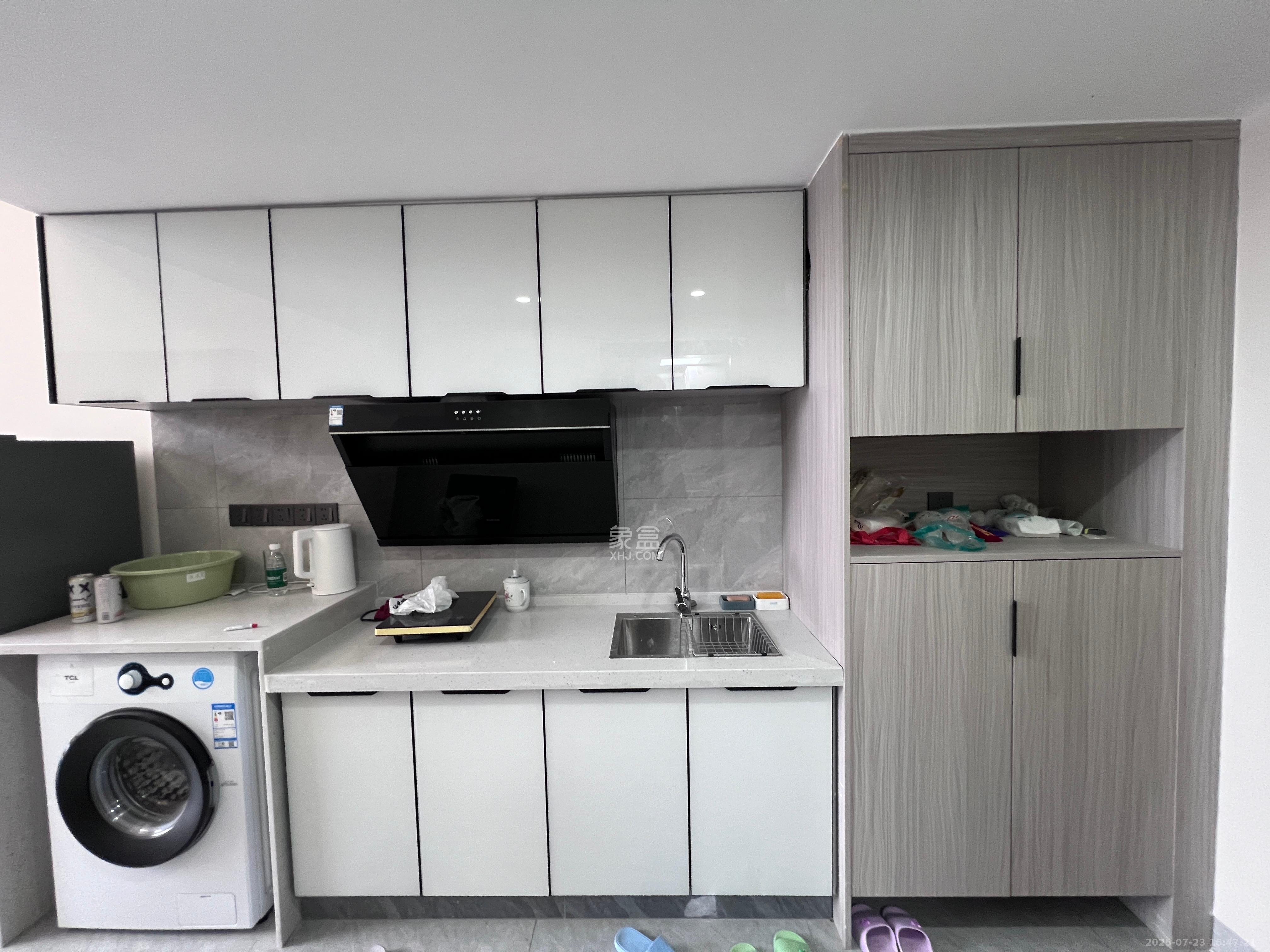 时代MOMA云PARK  1室1厅1卫    2400.0元/月 时代MOMA云PARK  1室1厅1卫    2400.0元/月室内图