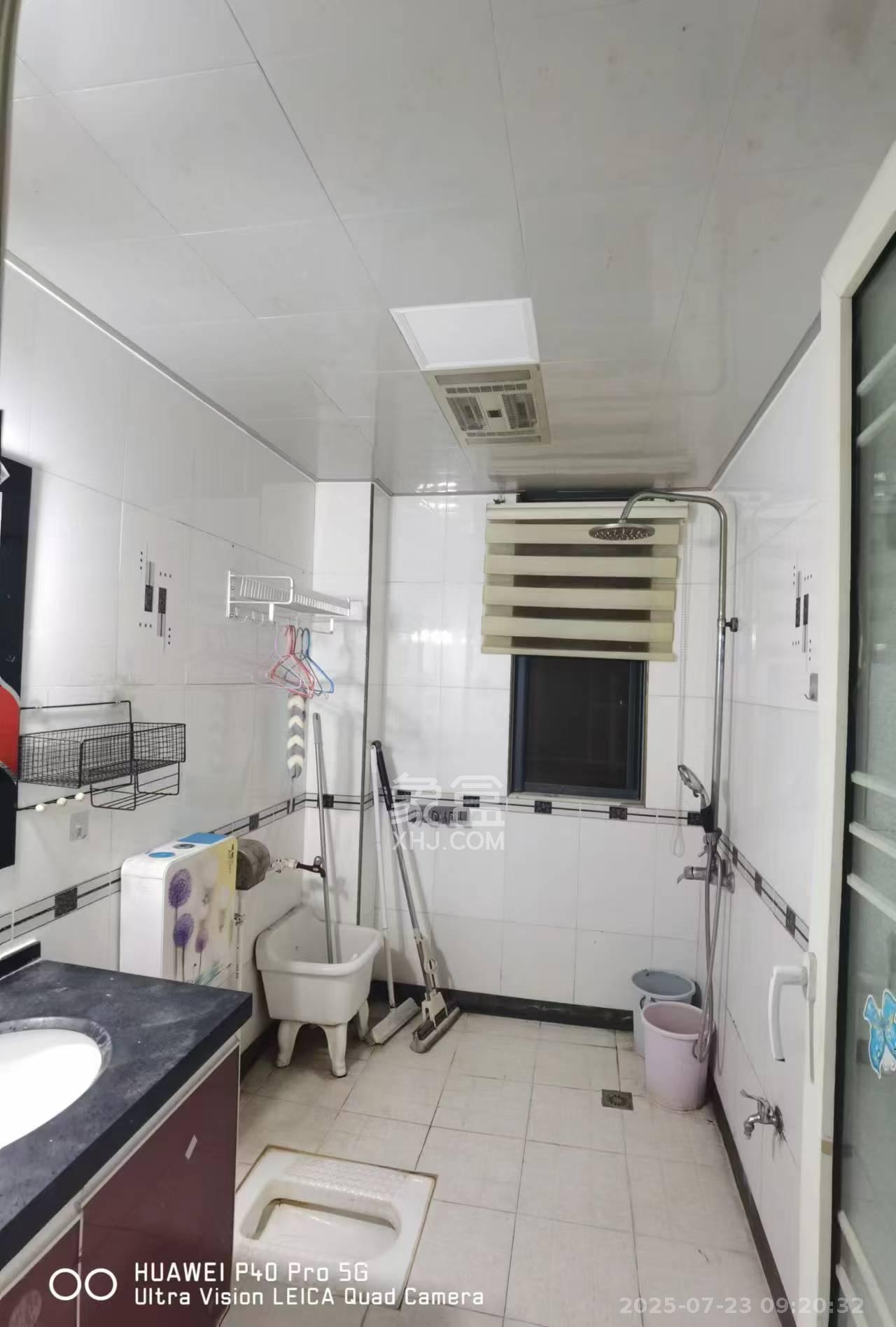 新城新世界一二三期  3室1厅1卫    2300.0元/月 新城新世界一二三期  3室1厅1卫    2300.0元/月室内图