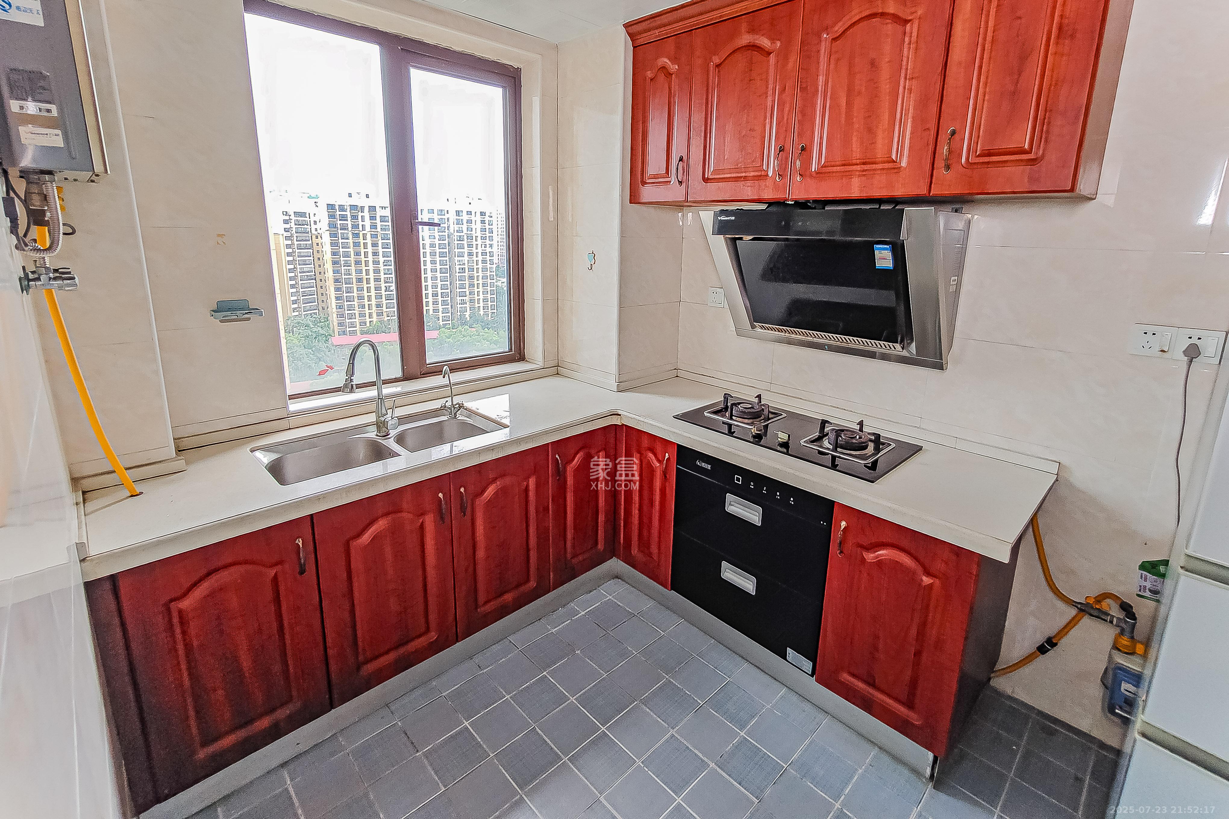 大鸿杰座  3室2厅2卫    137.8万 大鸿杰座  3室2厅2卫    137.8万卫生间