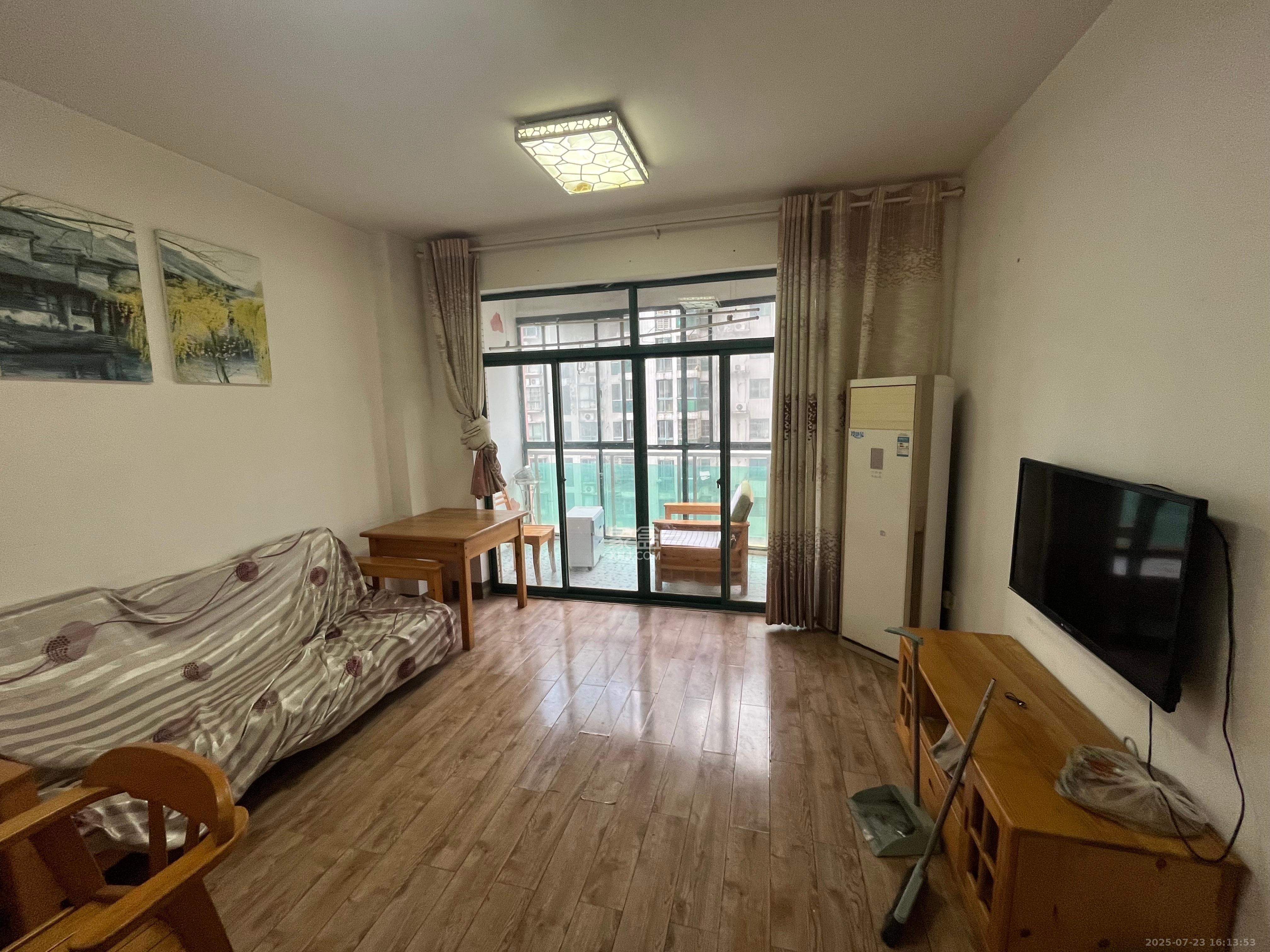 曙光大邸 2室2厅2卫 2400.0元/月 曙光大邸 2室2厅2卫 2400.0元/月室内图