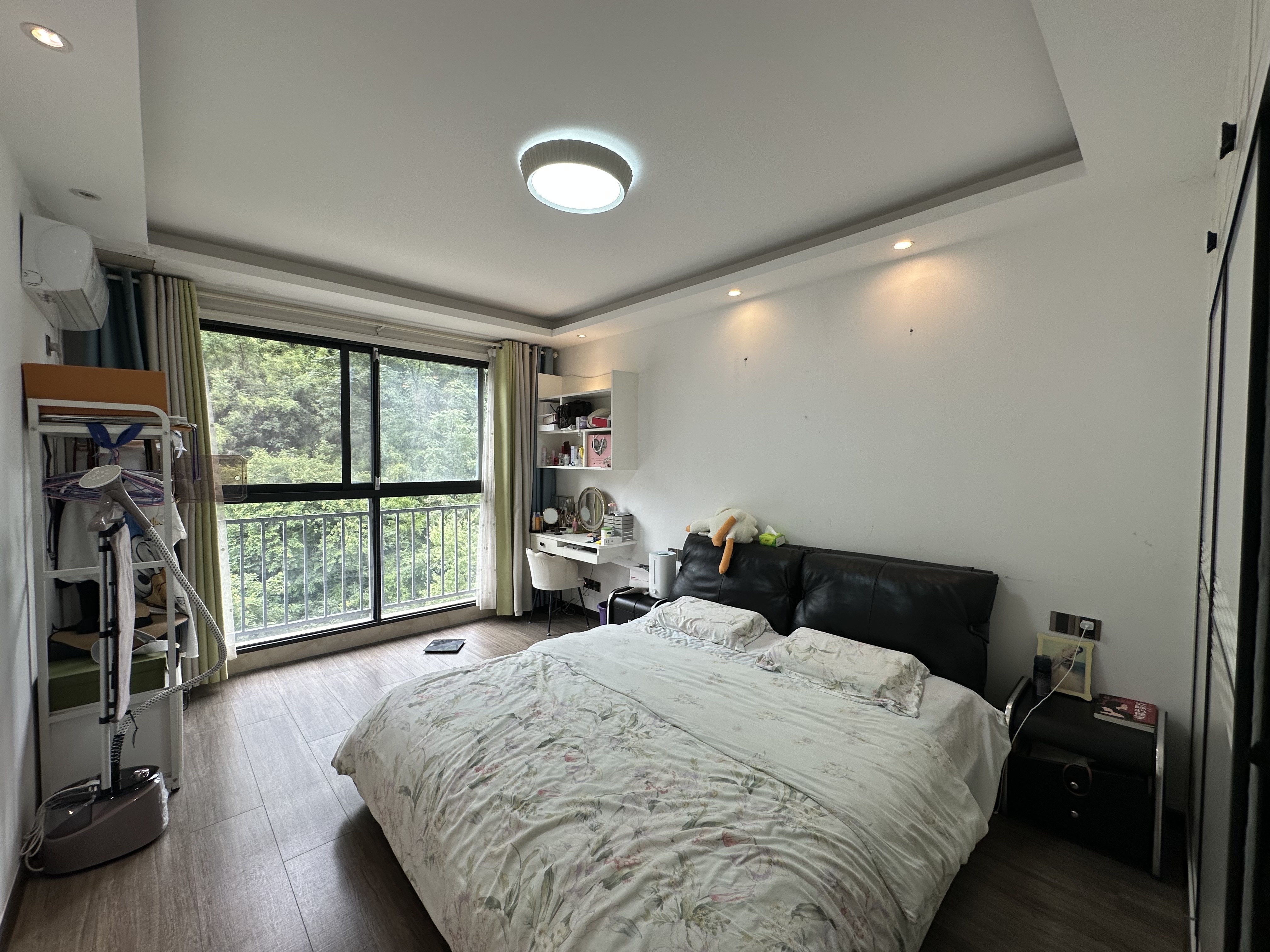 山水印象  3室2厅2卫   88.00万