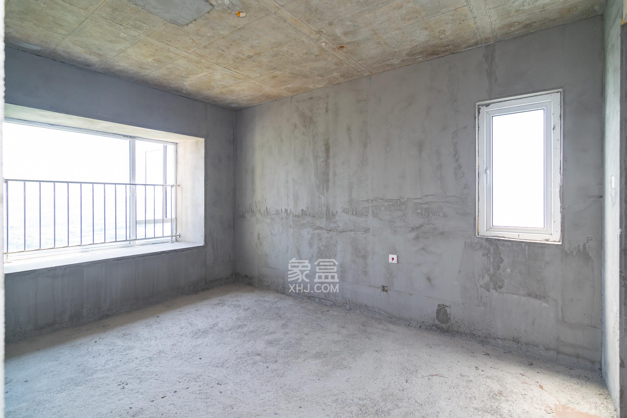 望达智造小镇望云湖  4室2厅2卫    66.0万卧室