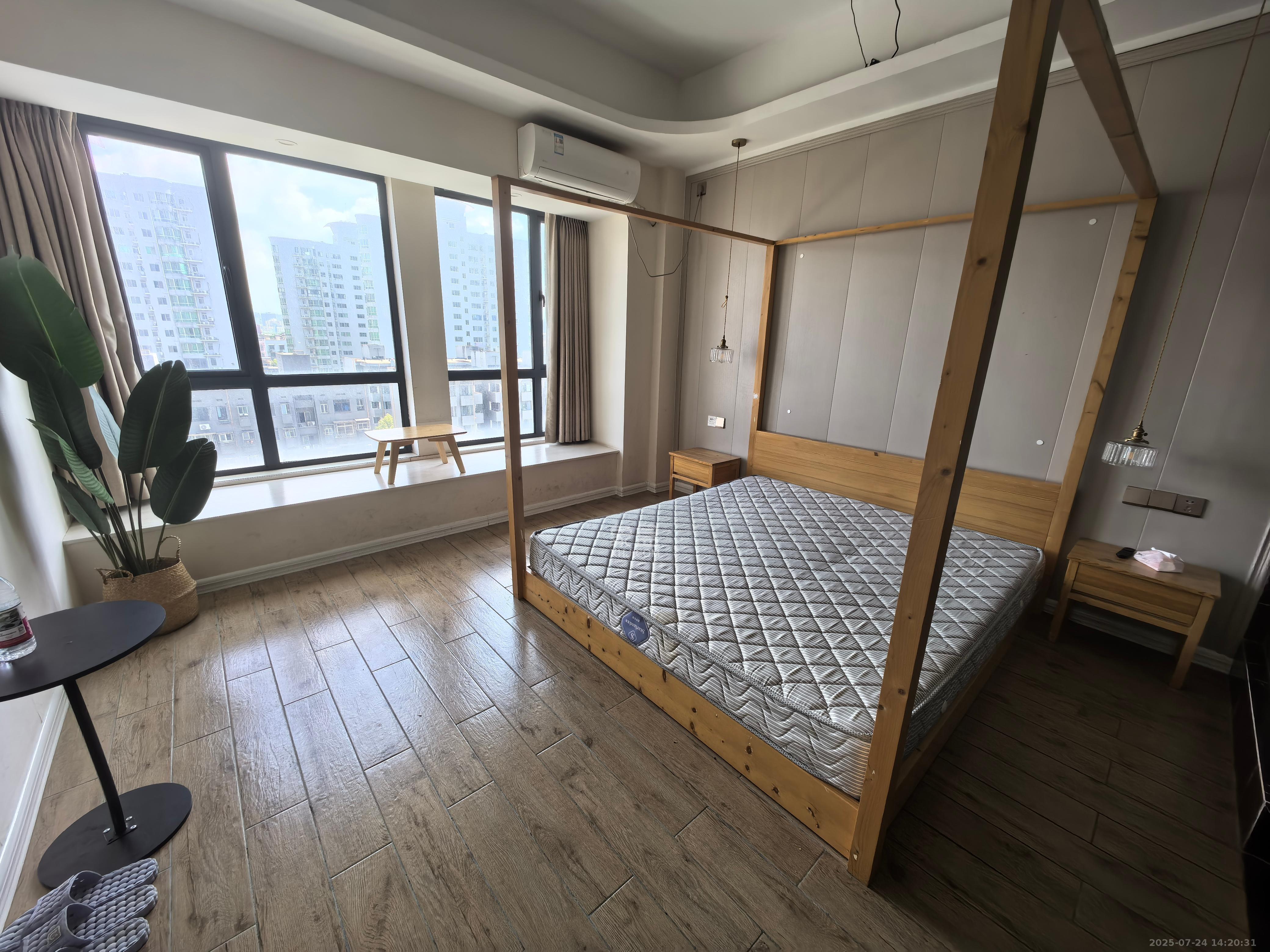 长城万悦汇  1室1厅1卫   1500.00元/月