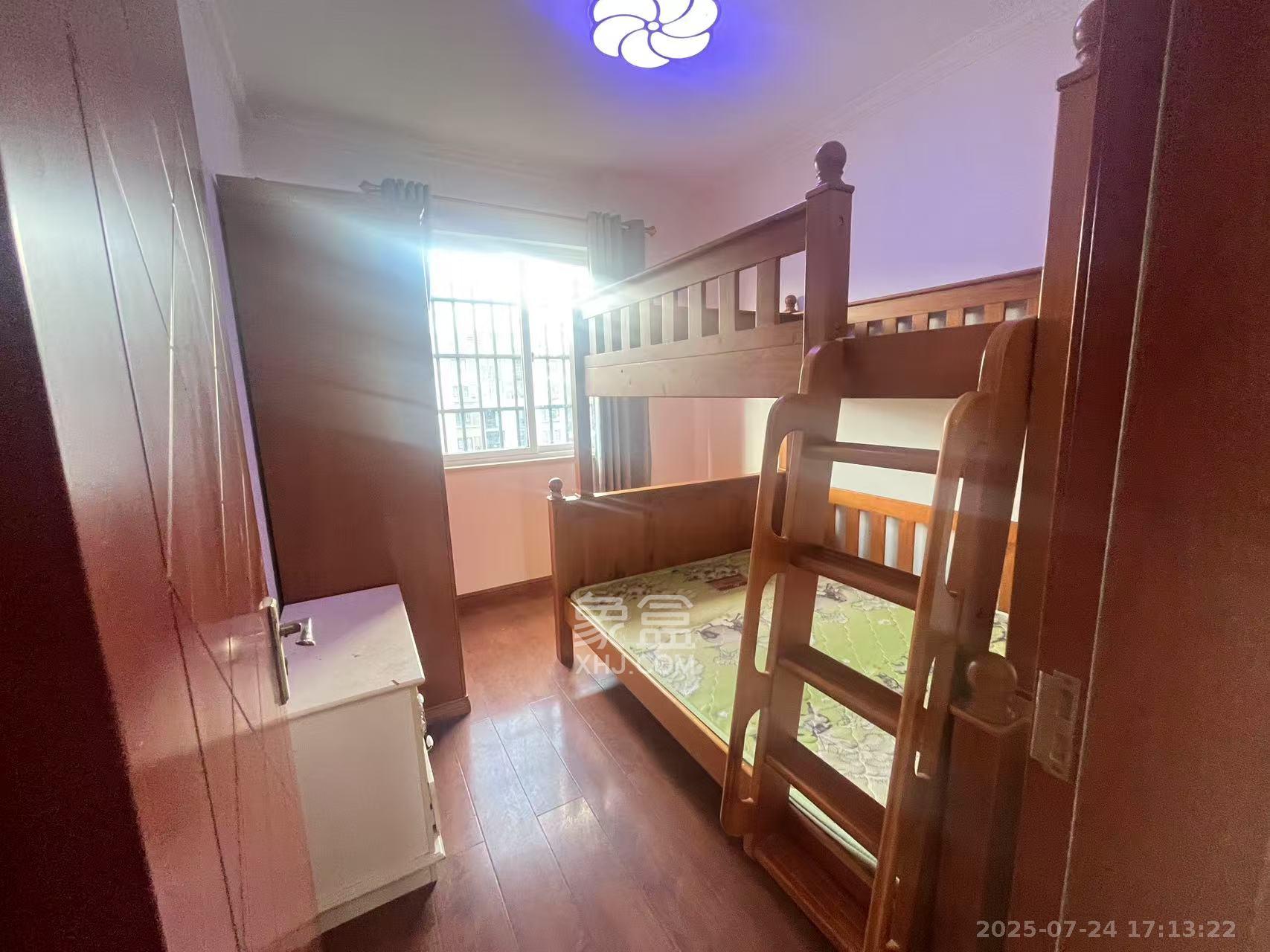 五矿紫湖香醍 3室2厅1卫 1800.0元/月 五矿紫湖香醍 3室2厅1卫 1800.0元/月室内图