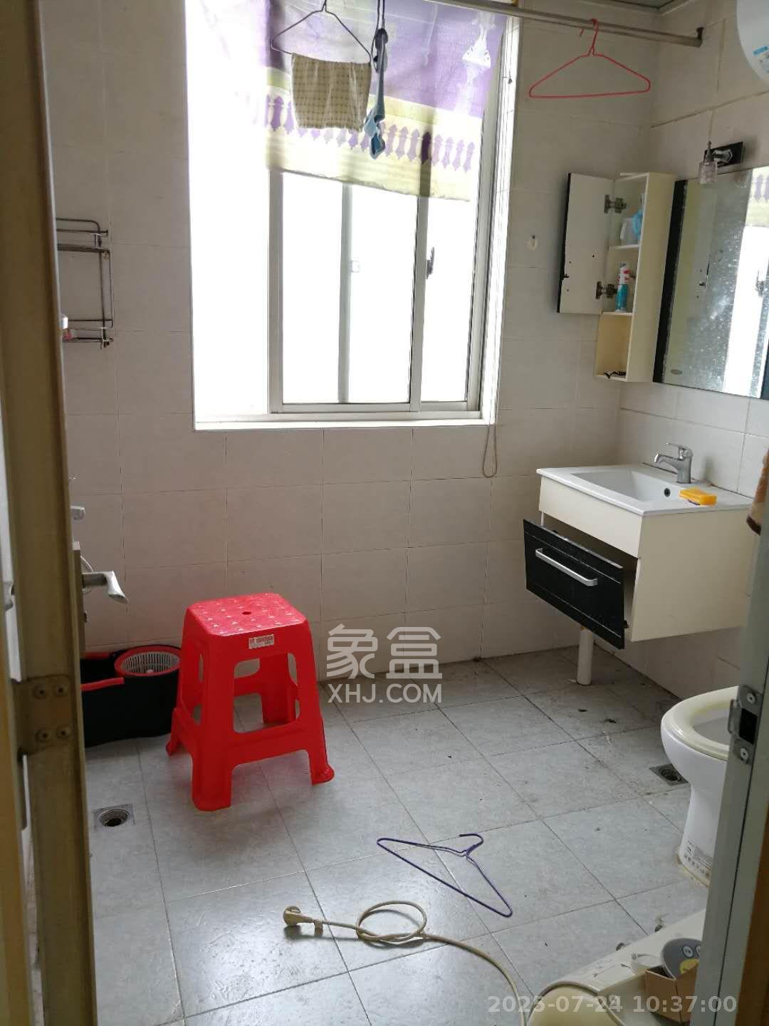 高桥现代商贸城 3室2厅2卫 3000.0元/月 高桥现代商贸城 3室2厅2卫 3000.0元/月室内图