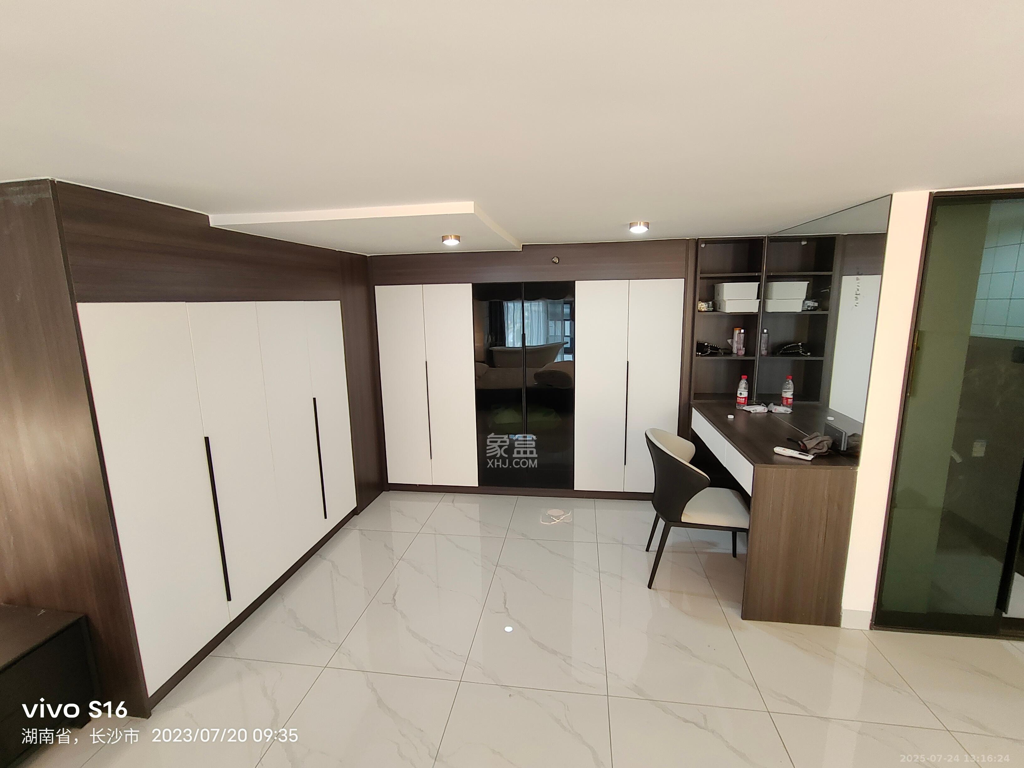 金地铂悦 1室0厅0卫 1800.0元/月 金地铂悦 1室0厅0卫 1800.0元/月室内图