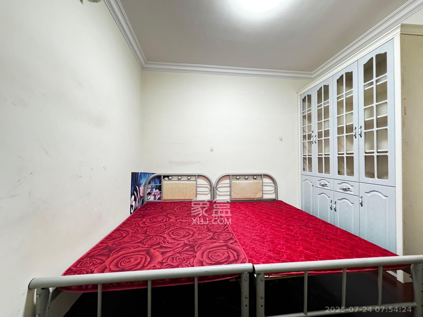 恒大翡翠华庭 2室2厅1卫 1800.0元/月 恒大翡翠华庭 2室2厅1卫 1800.0元/月室内图