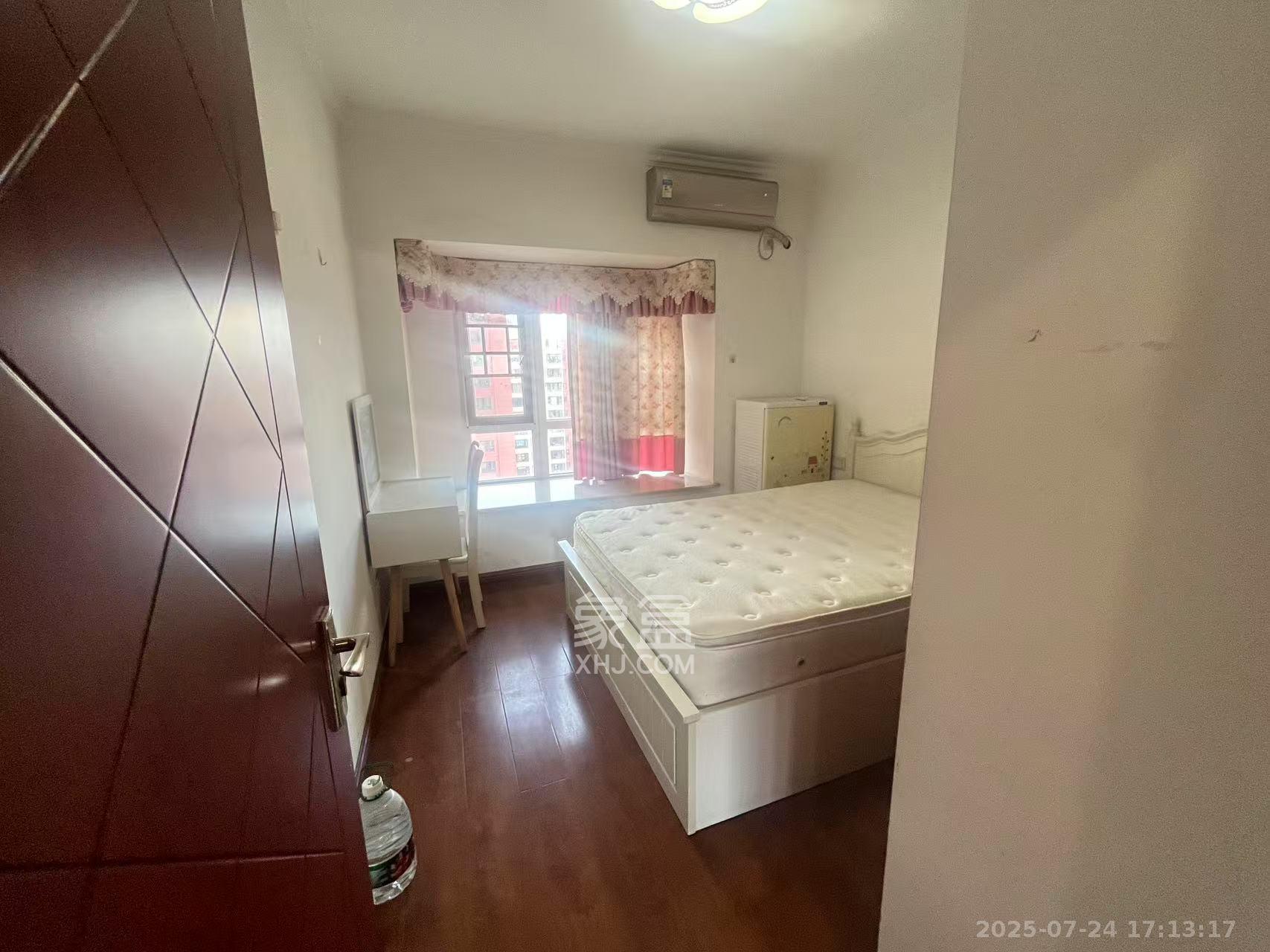 五矿紫湖香醍 3室2厅1卫 1800.0元/月 五矿紫湖香醍 3室2厅1卫 1800.0元/月室内图