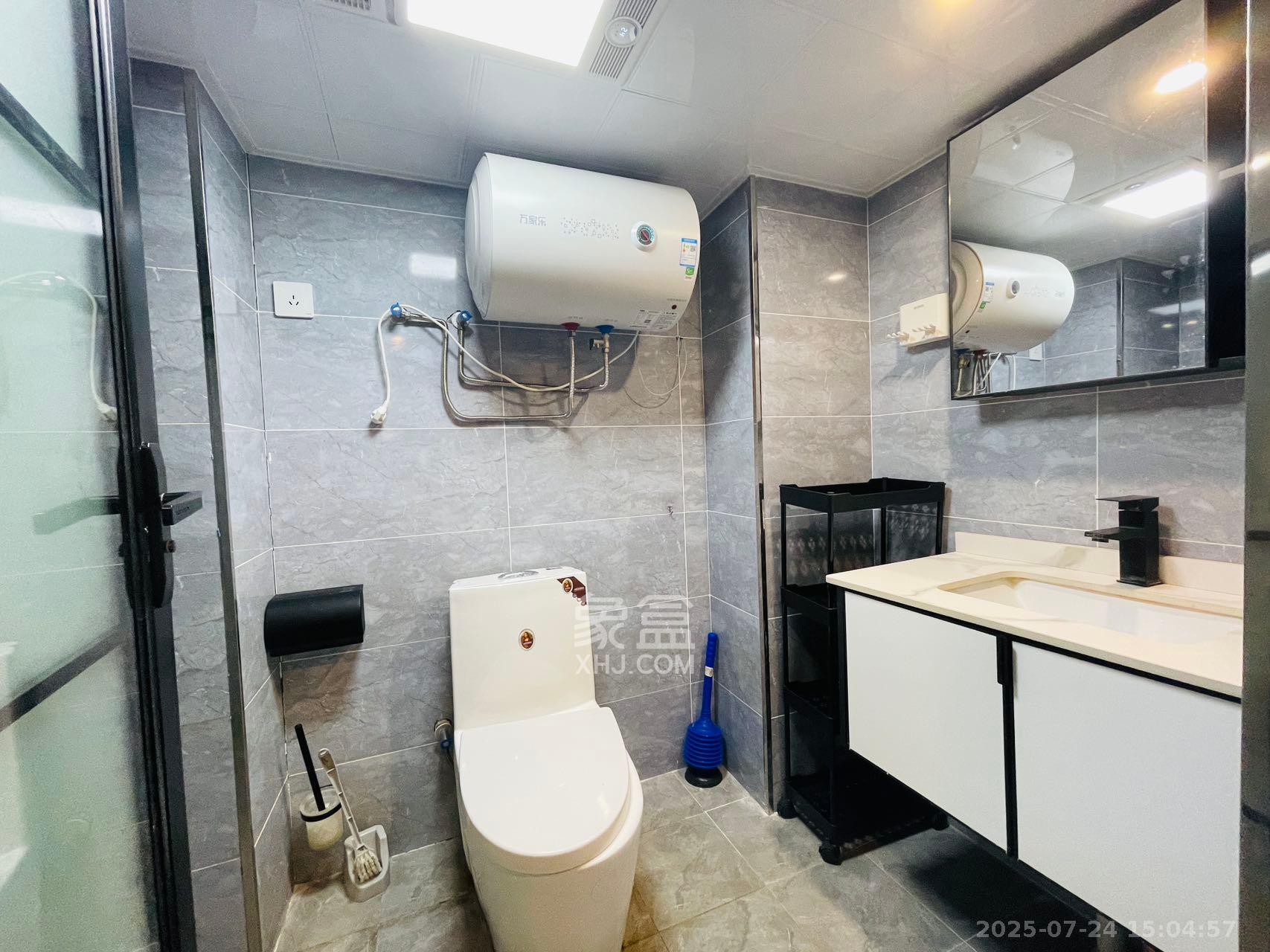 万润时光里 2室1厅1卫 2800.0元/月 万润时光里 2室1厅1卫 2800.0元/月室内图