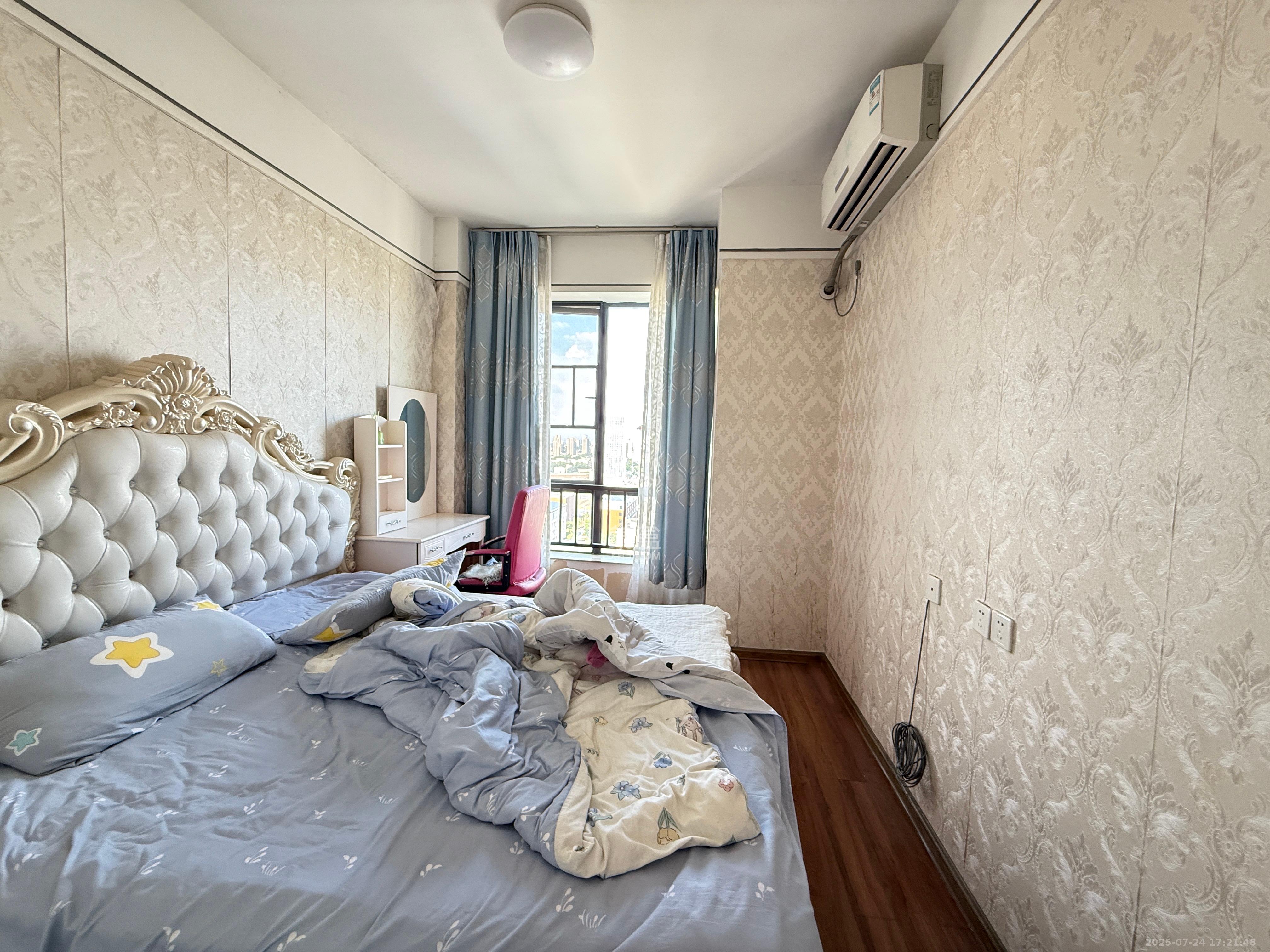 中建木莲工社  1室1厅1卫    1600.0元/月室内图