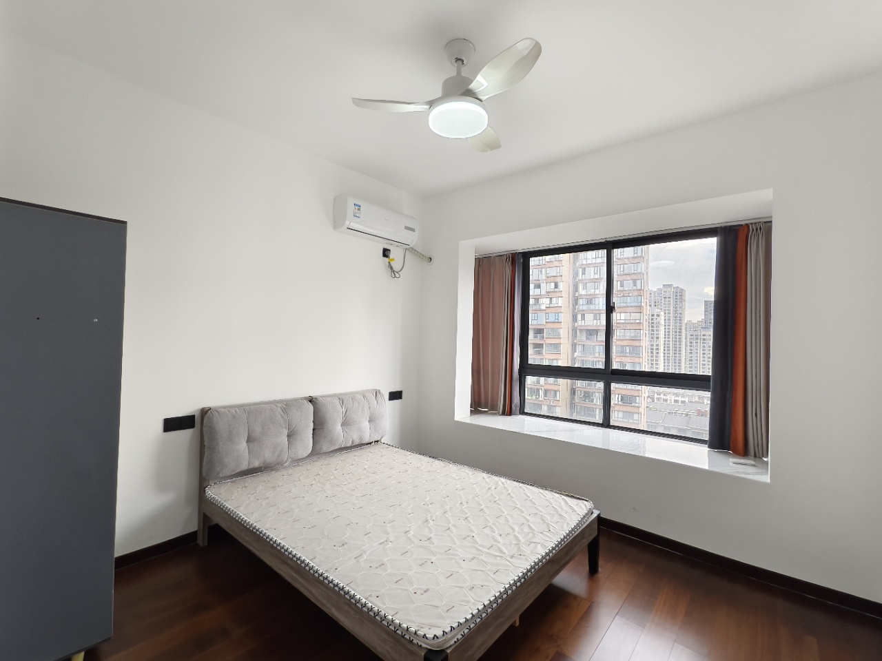 亿都漫城 4室2厅2卫 85.0万 亿都漫城 4室2厅2卫 85.0万室内图