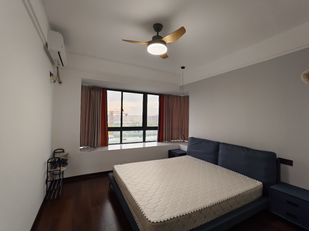 亿都漫城 4室2厅2卫 85.0万 亿都漫城 4室2厅2卫 85.0万室内图