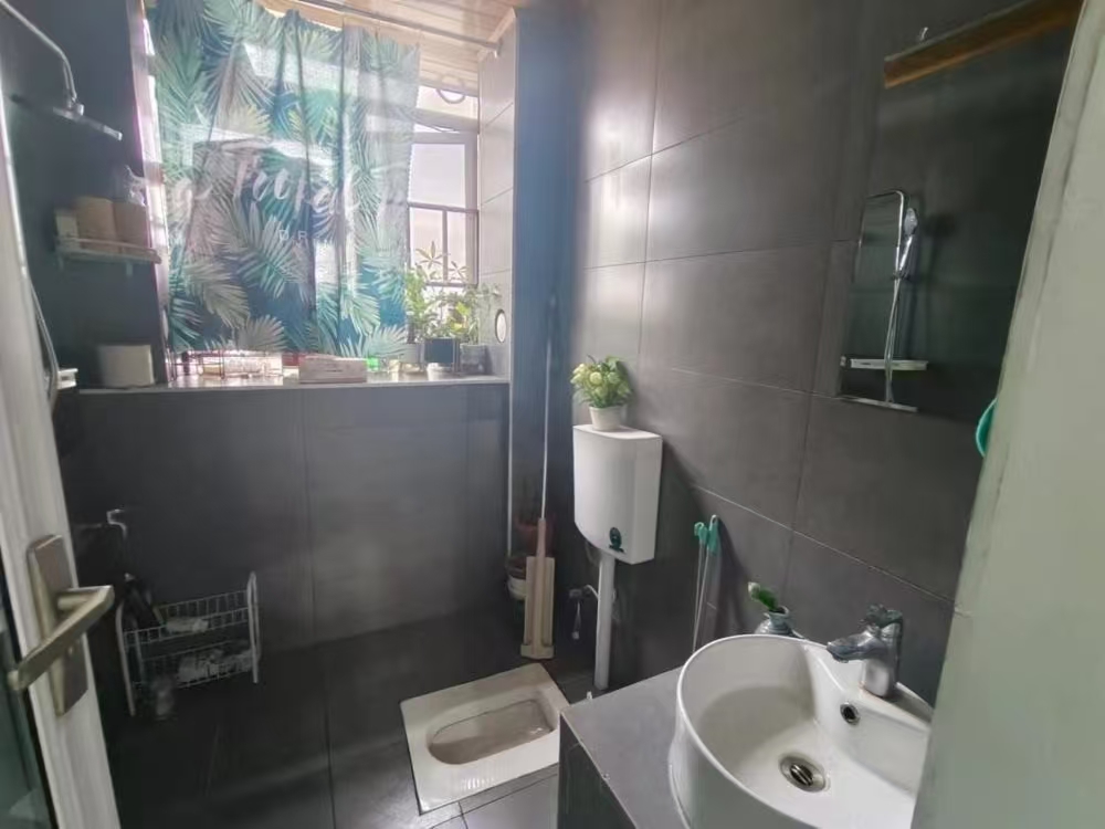 流金岁月-华晨国际 2室2厅1卫 58.0万 流金岁月-华晨国际 2室2厅1卫 58.0万室内图