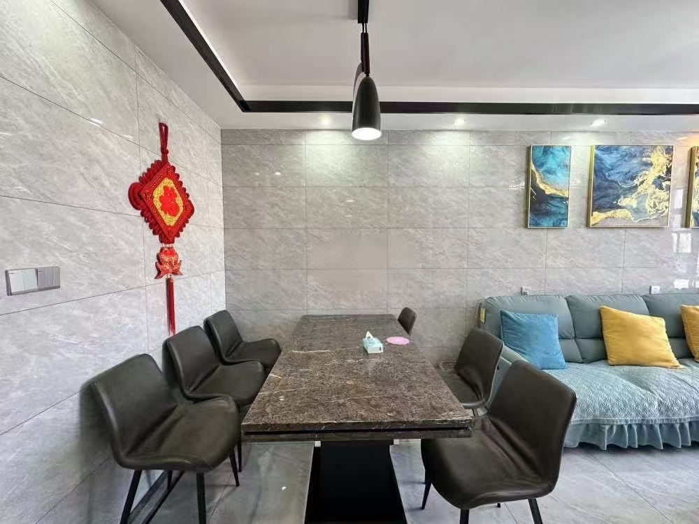 流金岁月-华晨国际  3室2厅2卫    65.0万室内图