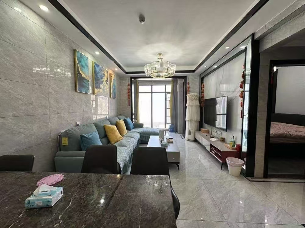 流金岁月-华晨国际  3室2厅2卫    65.0万室内图