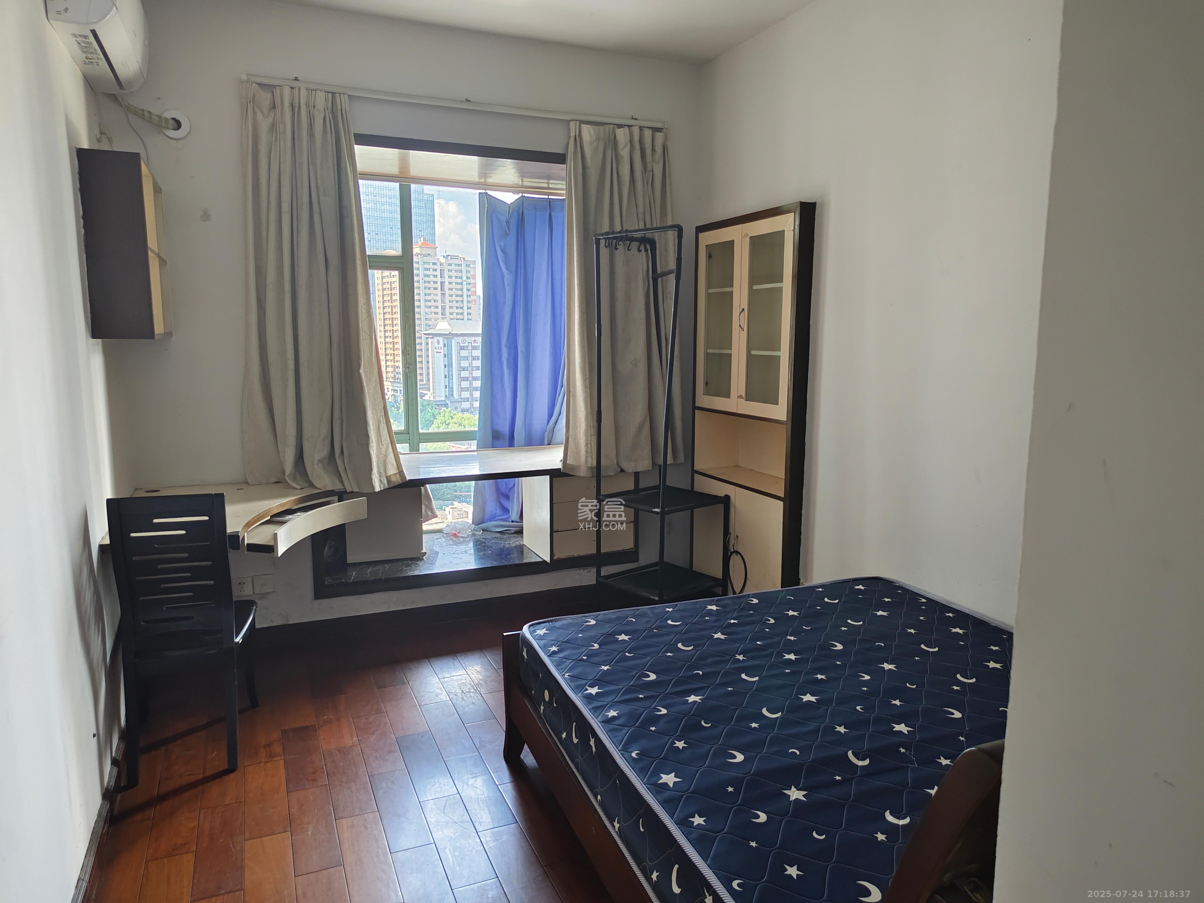 锦绣华天 3室2厅1卫 2800.0元/月 锦绣华天 3室2厅1卫 2800.0元/月室内图