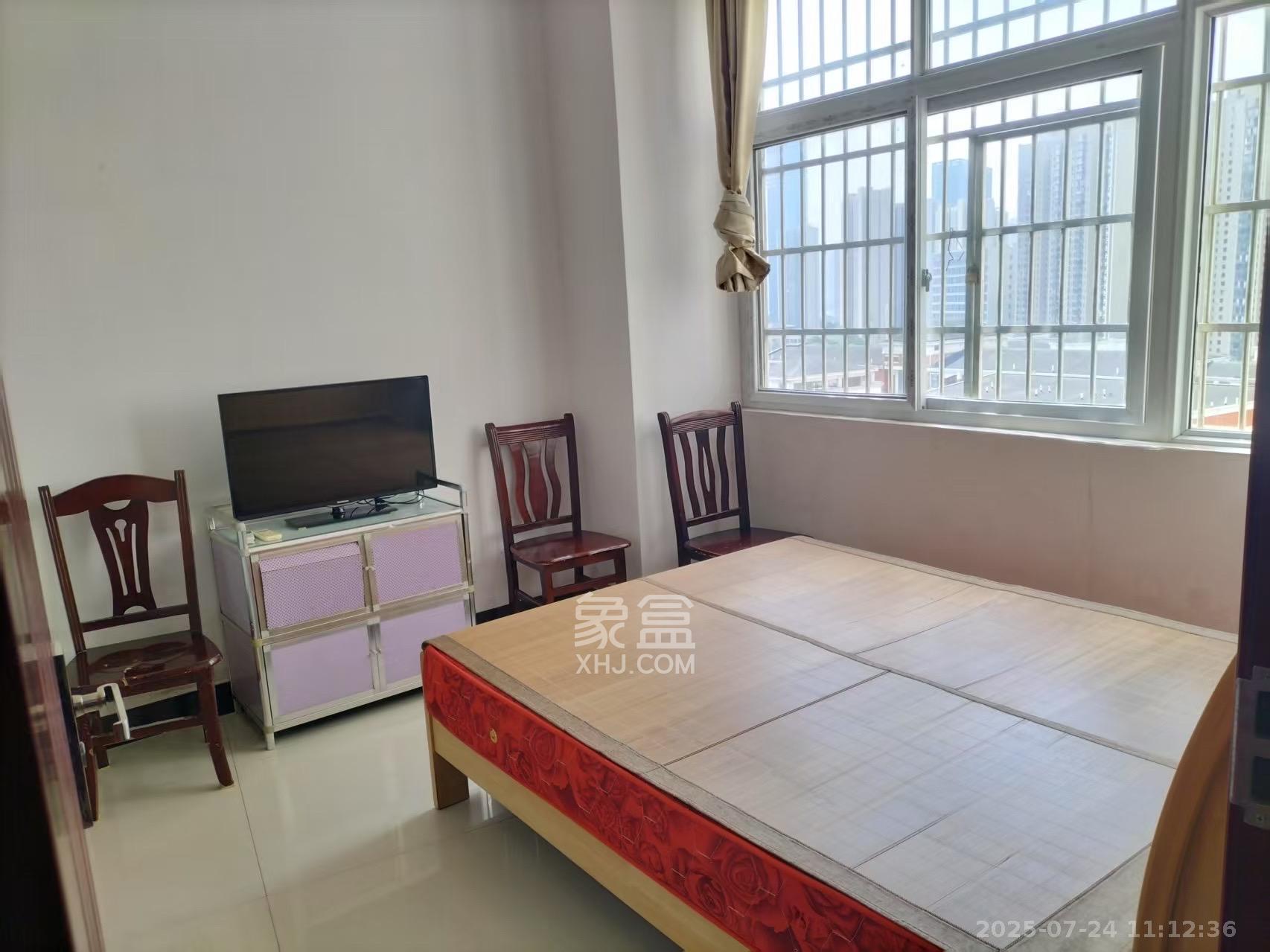 骑龙安置小区 2室1厅1卫 1400.0元/月 骑龙安置小区 2室1厅1卫 1400.0元/月室内图