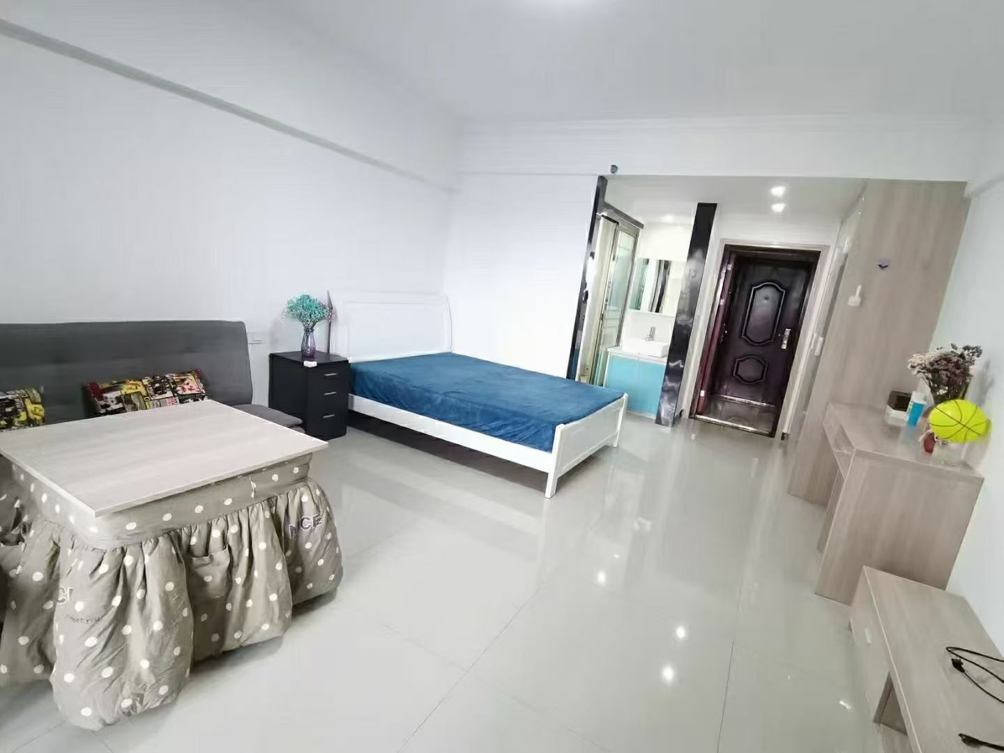 东方曼哈顿 1室1厅1卫 1300.0元/月 东方曼哈顿 1室1厅1卫 1300.0元/月室内图