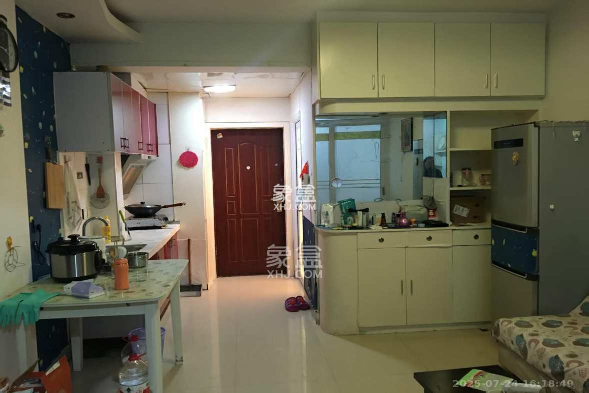 华府壹航线  1室1厅1卫    1600.0元/月 华府壹航线  1室1厅1卫    1600.0元/月室内图