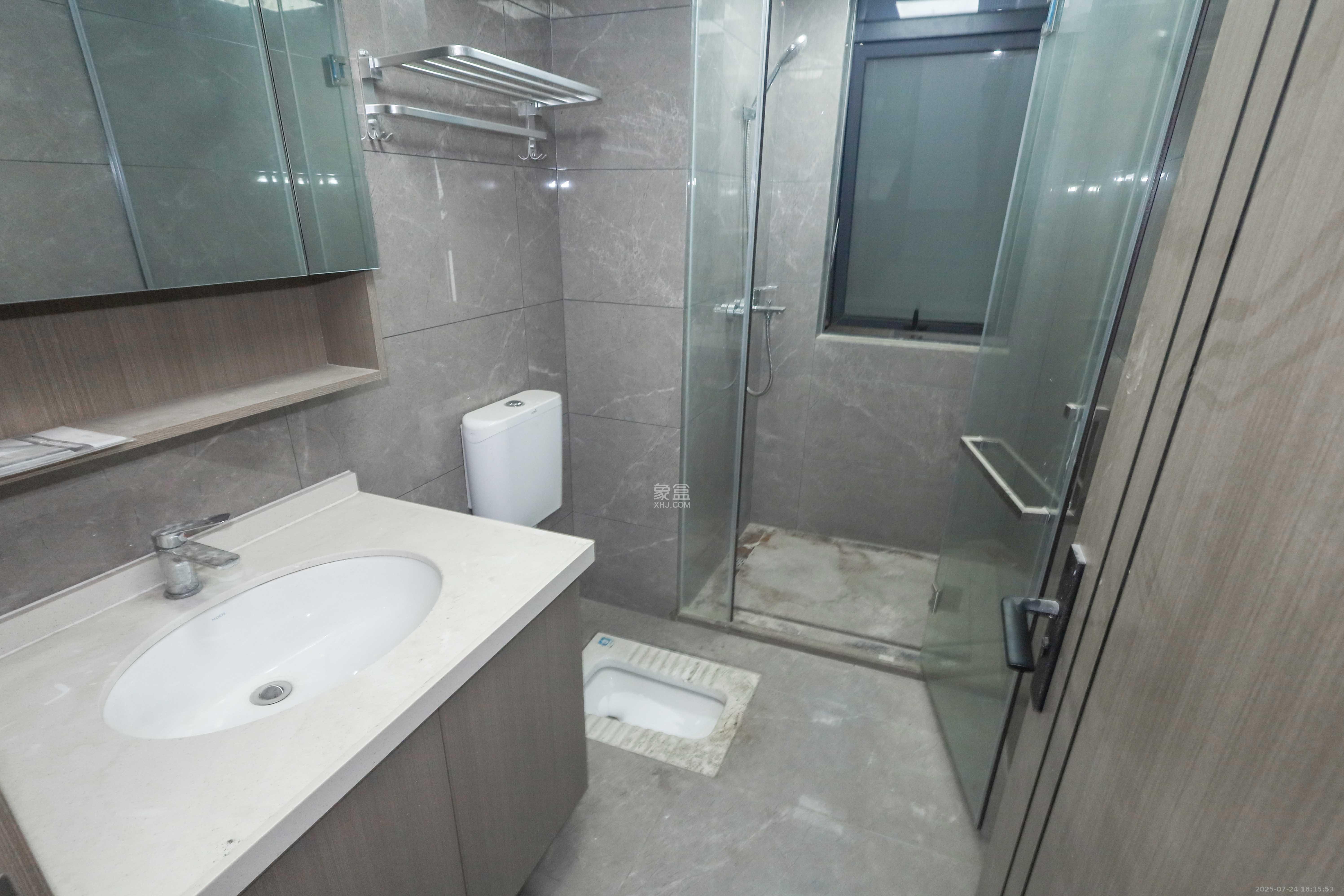 梅溪枫林  3室1厅1卫    108.0万 梅溪枫林  3室1厅1卫    108.0万卫生间