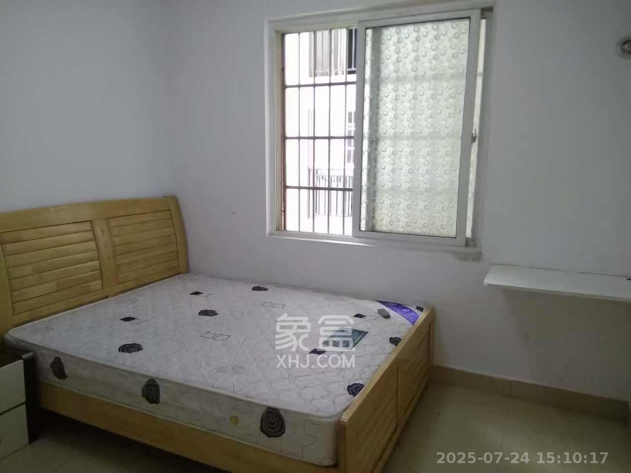 紫晶城 3室2厅1卫 1600.0元/月 紫晶城 3室2厅1卫 1600.0元/月室内图