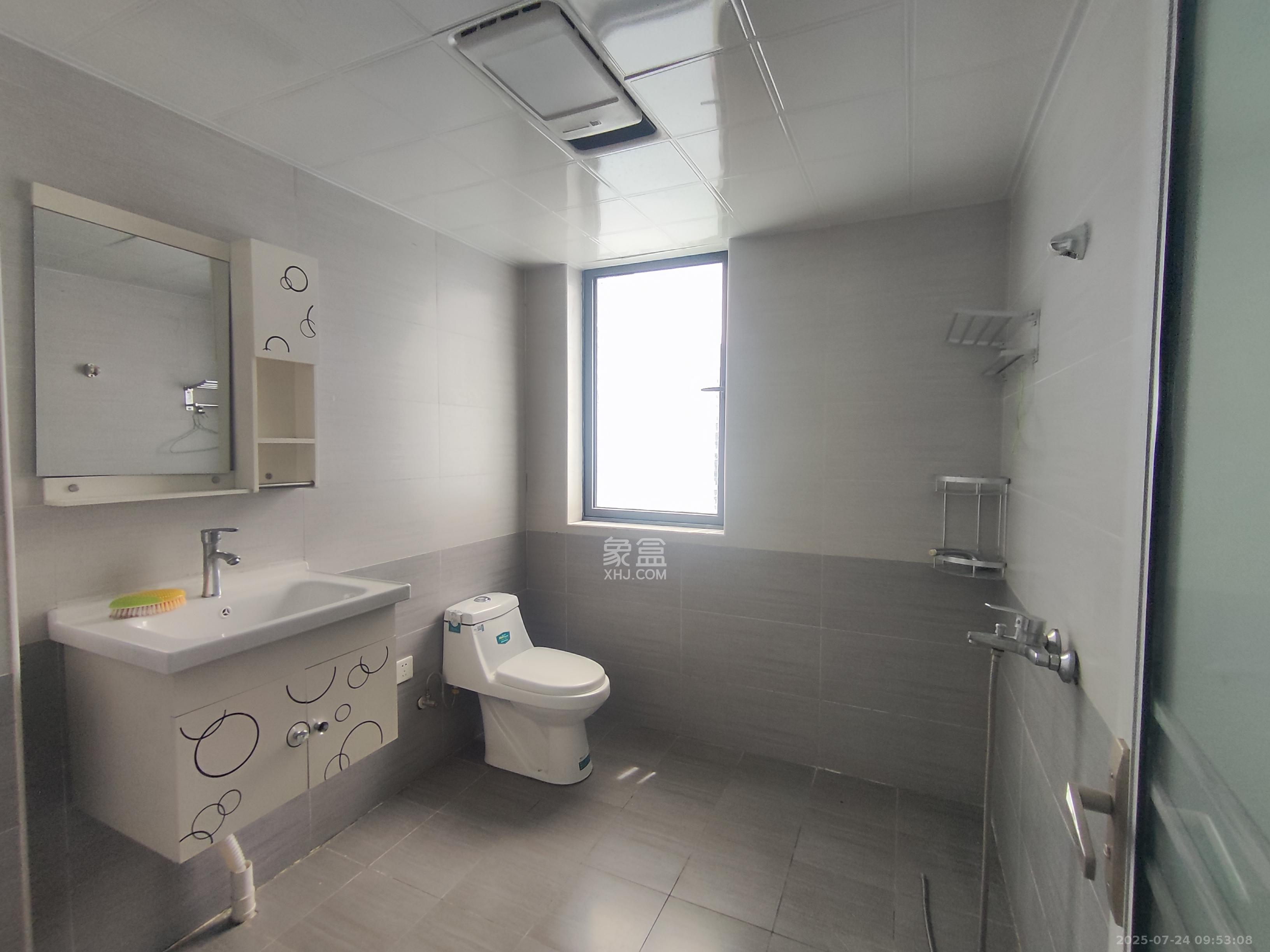 中建悦和城  4室1厅1卫    2800.0元/月 中建悦和城  4室1厅1卫    2800.0元/月室内图