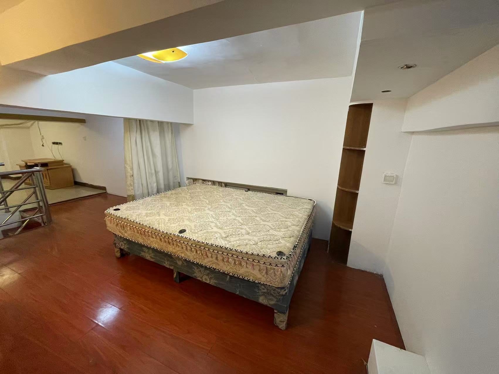 新新海岸  2室2厅1卫    1300.0元/月 新新海岸  2室2厅1卫    1300.0元/月室内图