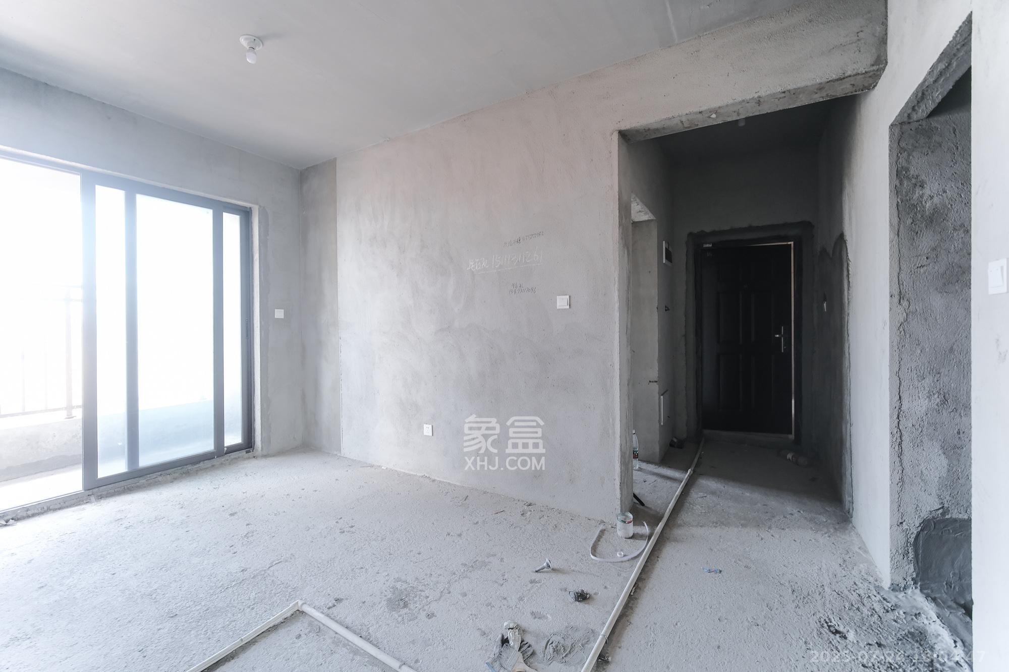 星雅美辰 3室2厅2卫 93.0万 星雅美辰 3室2厅2卫 93.0万客厅