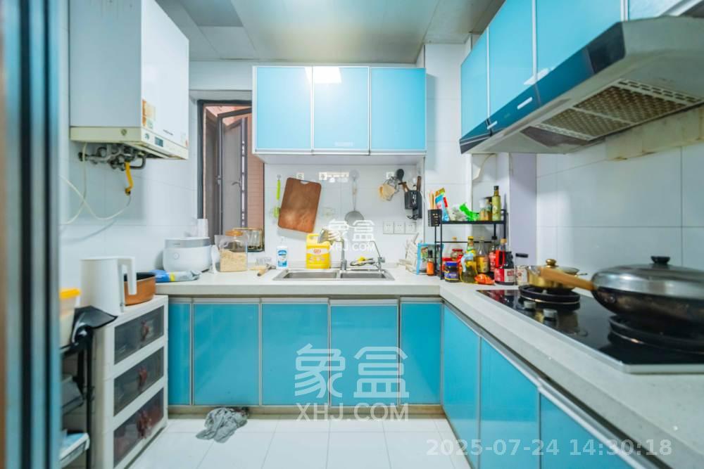 中城丽景香山园  3室2厅1卫    2600.0元/月室内图