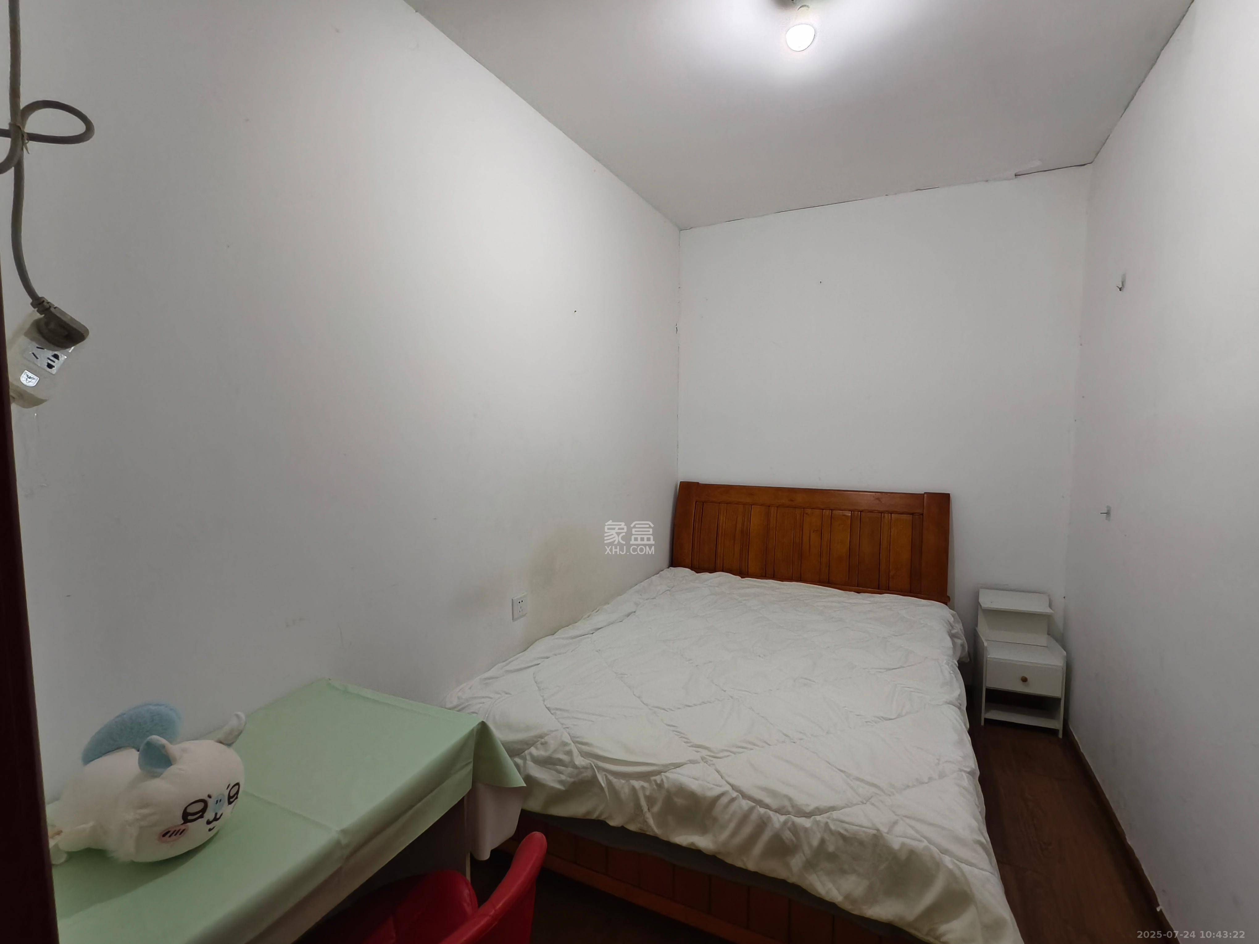 长征花园 2室2厅1卫 1680.0元/月 长征花园 2室2厅1卫 1680.0元/月室内图