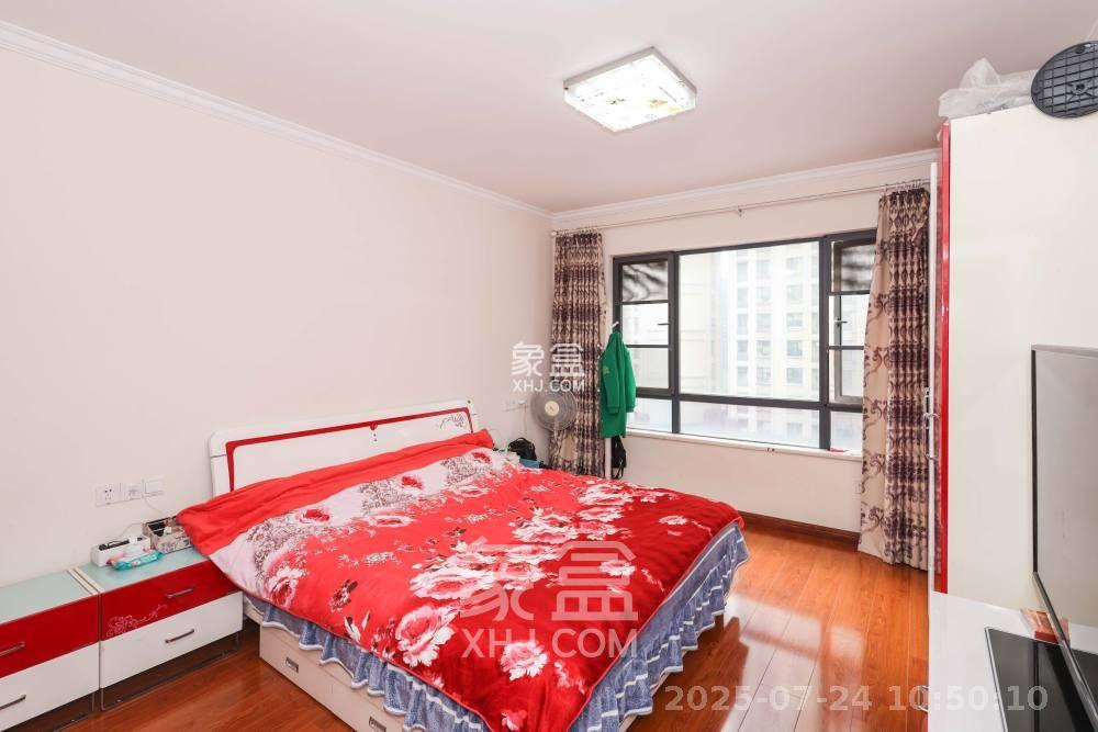 中海梅溪湖壹号 3室2厅2卫 3500.0元/月 中海梅溪湖壹号 3室2厅2卫 3500.0元/月室内图