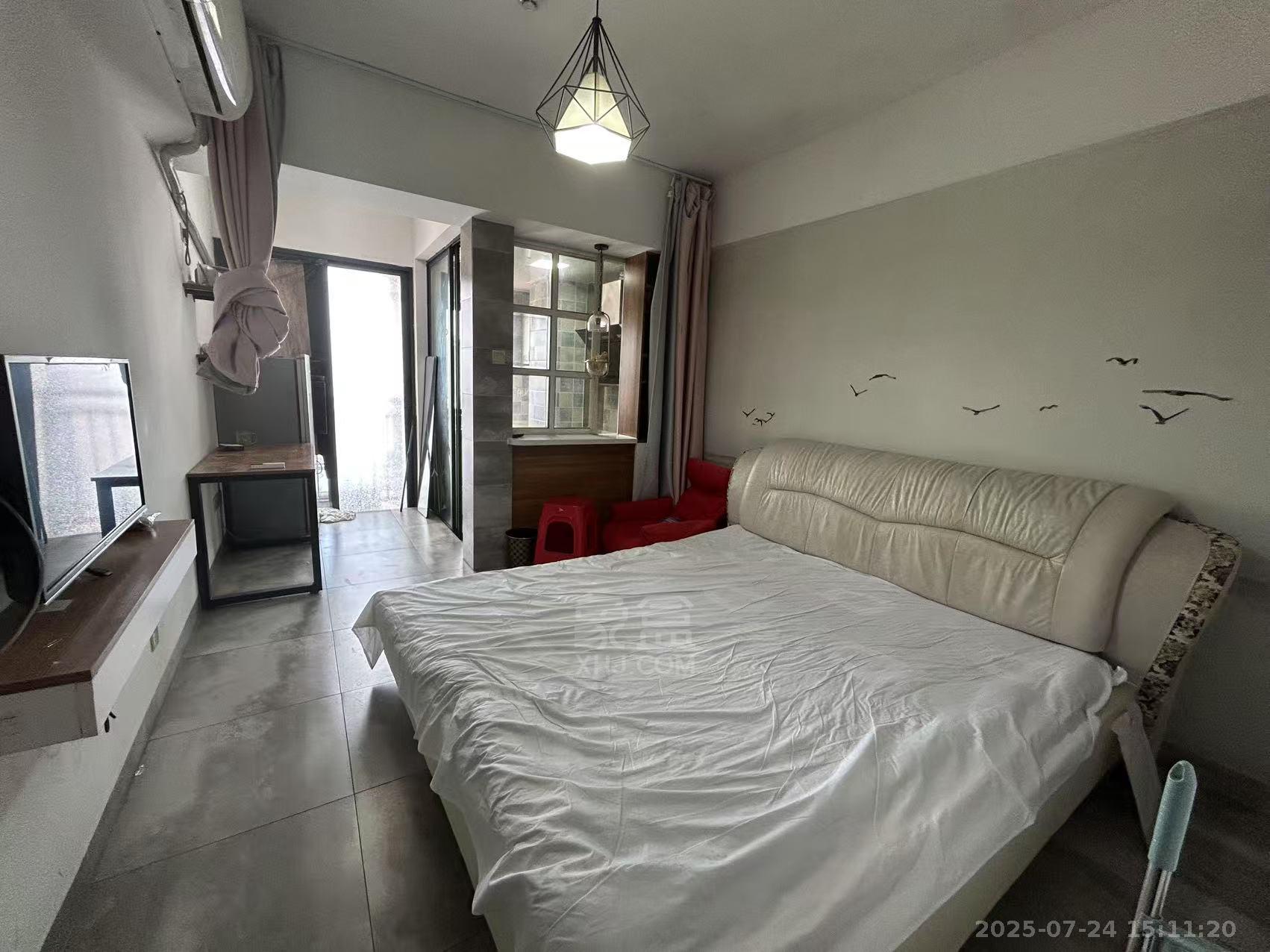 中建御山和苑 1室1厅1卫 1100.0元/月 中建御山和苑 1室1厅1卫 1100.0元/月室内图