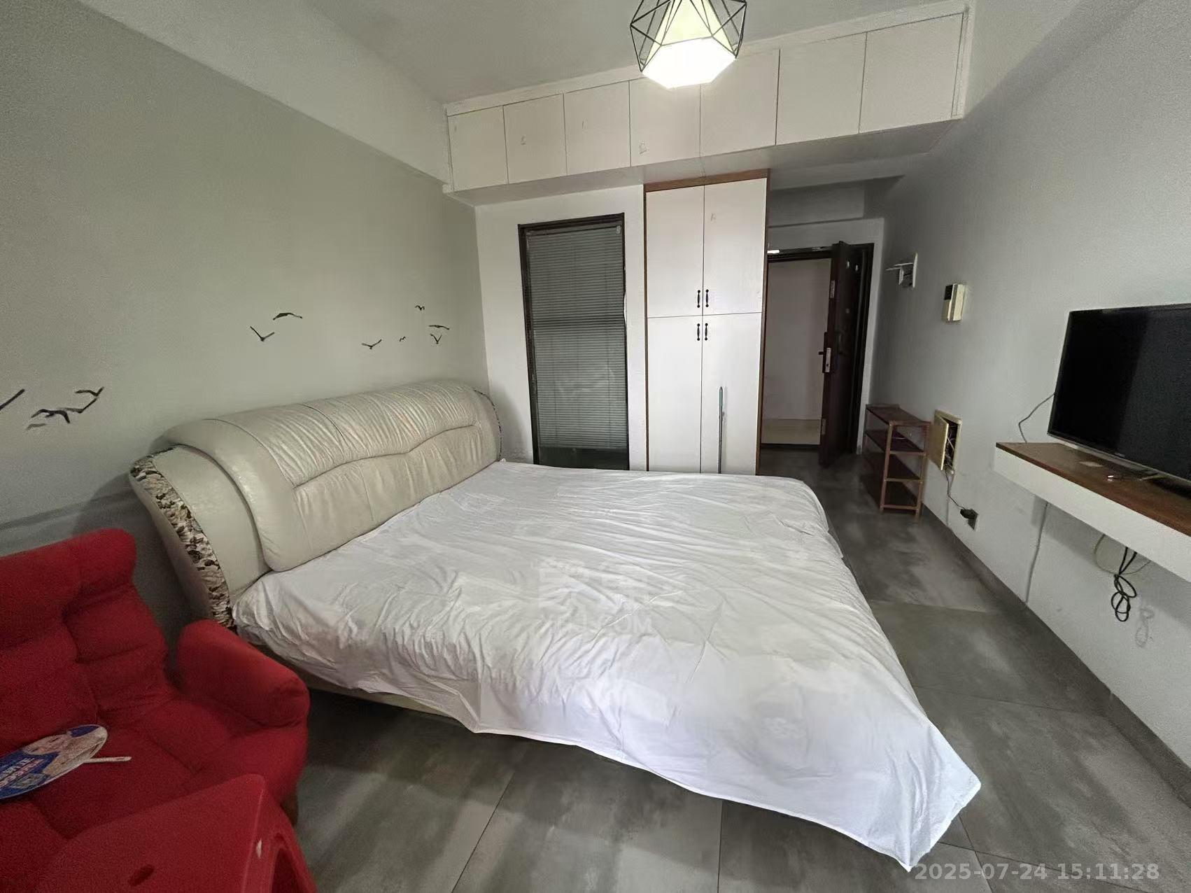 中建御山和苑 1室1厅1卫 1100.0元/月 中建御山和苑 1室1厅1卫 1100.0元/月室内图