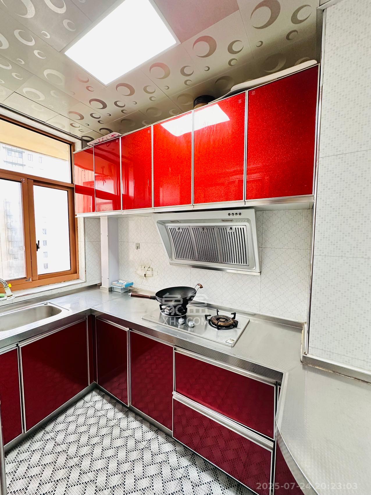 世嘉国际华城 2室2厅1卫 2300.0元/月 世嘉国际华城 2室2厅1卫 2300.0元/月室内图