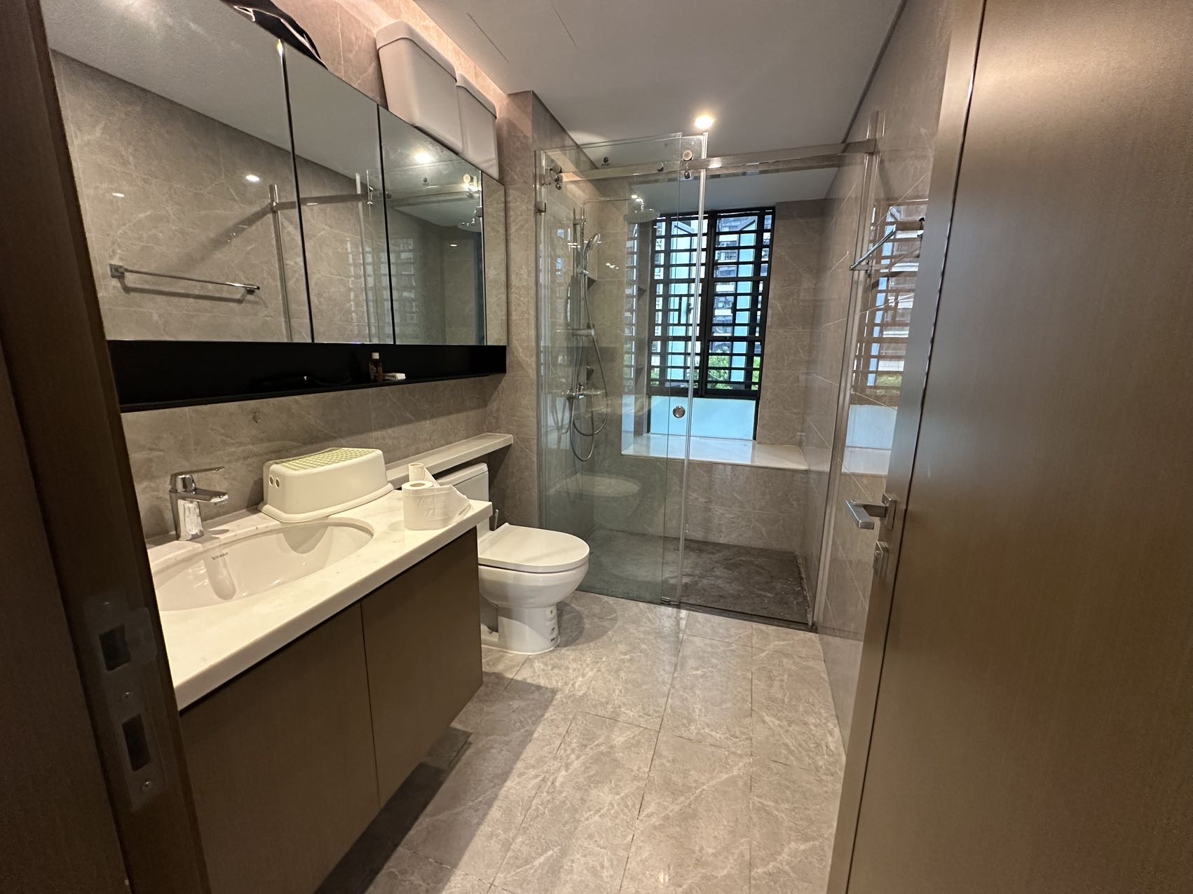 仁恒海棠公园(二期) 3室2厅2卫 398.0万 仁恒海棠公园(二期) 3室2厅2卫 398.0万客厅