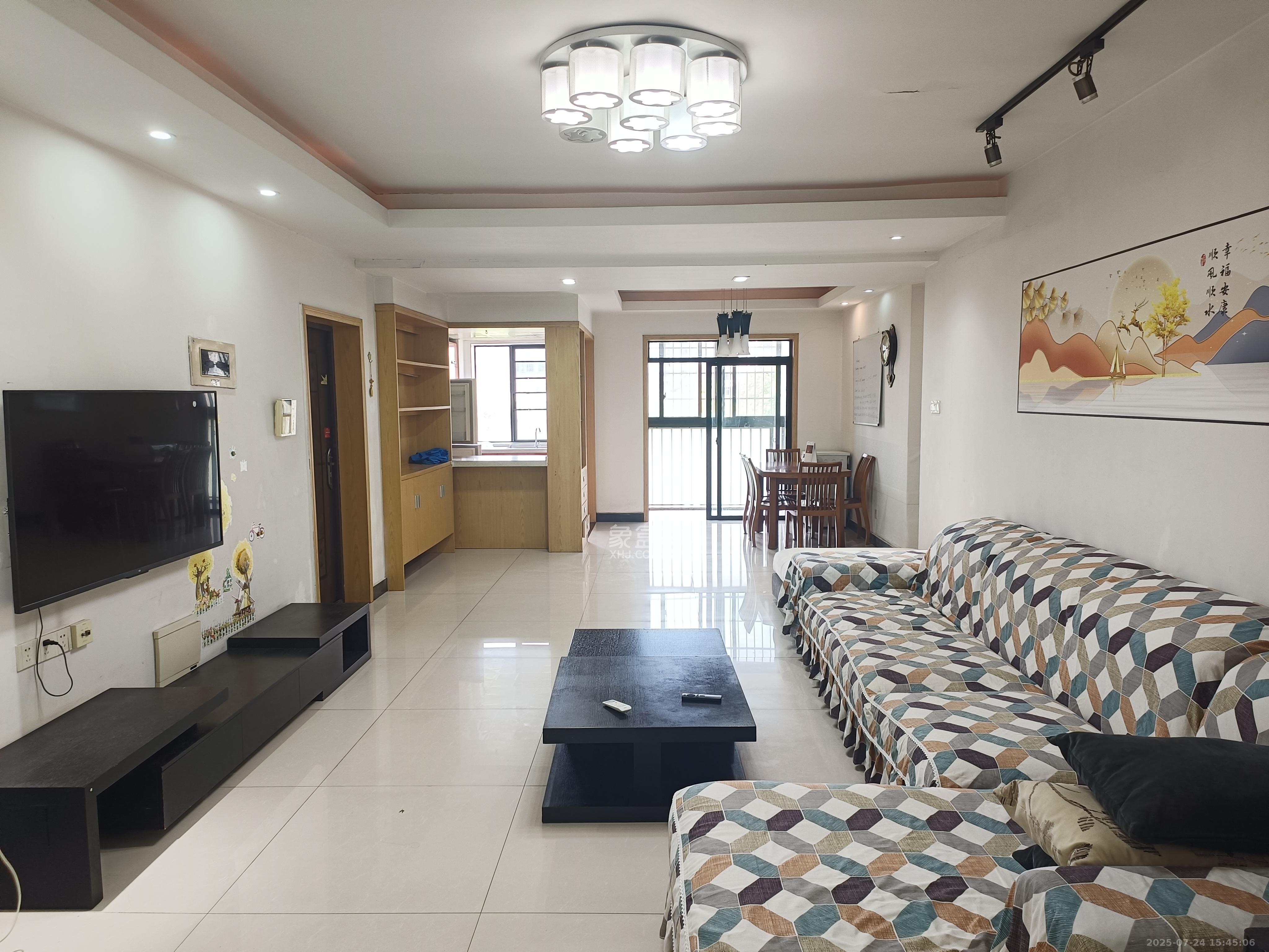 三江花中城 3室2厅2卫 2800.0元/月 三江花中城 3室2厅2卫 2800.0元/月室内图