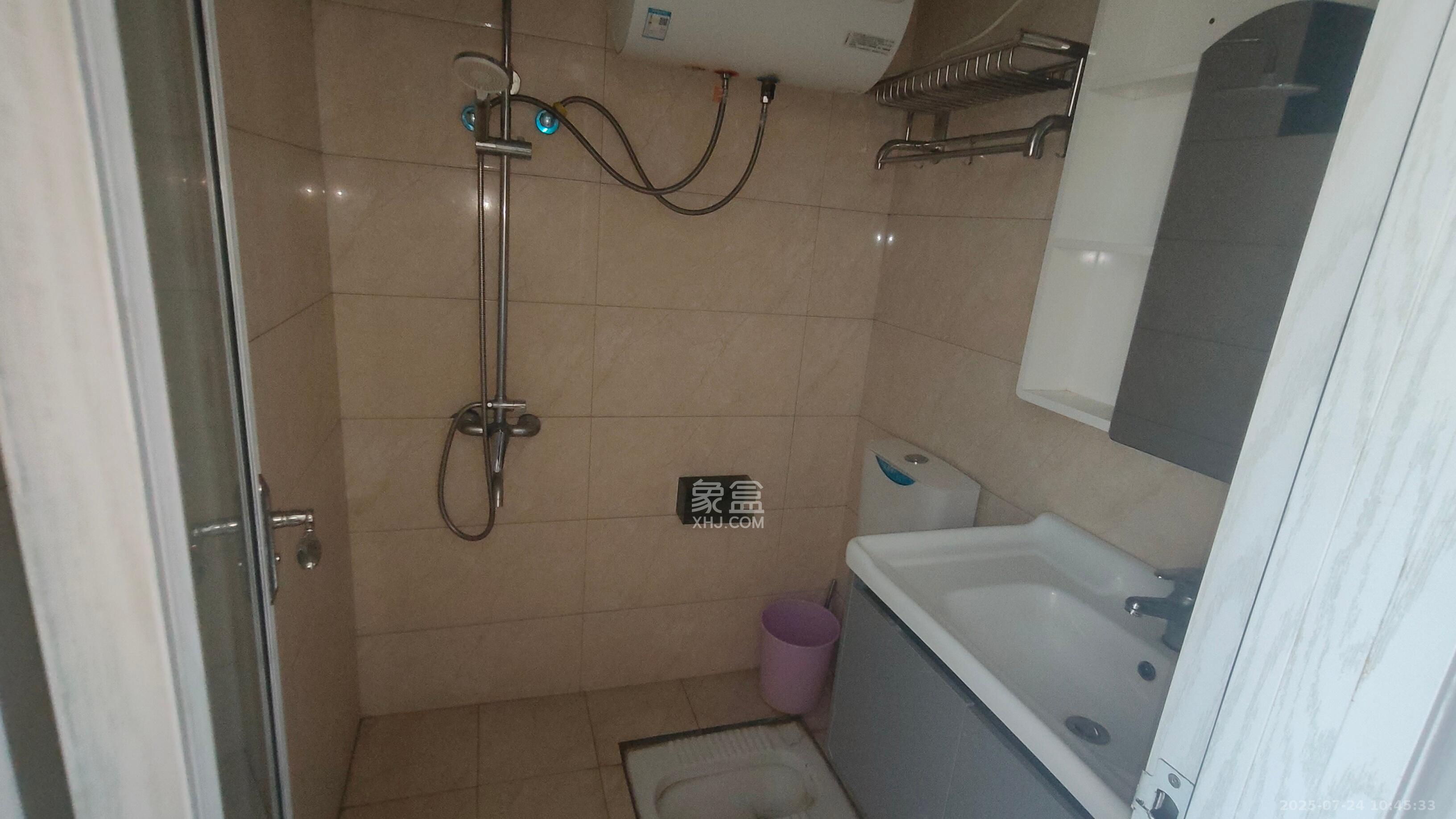 MOMA当代广场 1室1厅1卫 1300.0元/月 MOMA当代广场 1室1厅1卫 1300.0元/月室内图