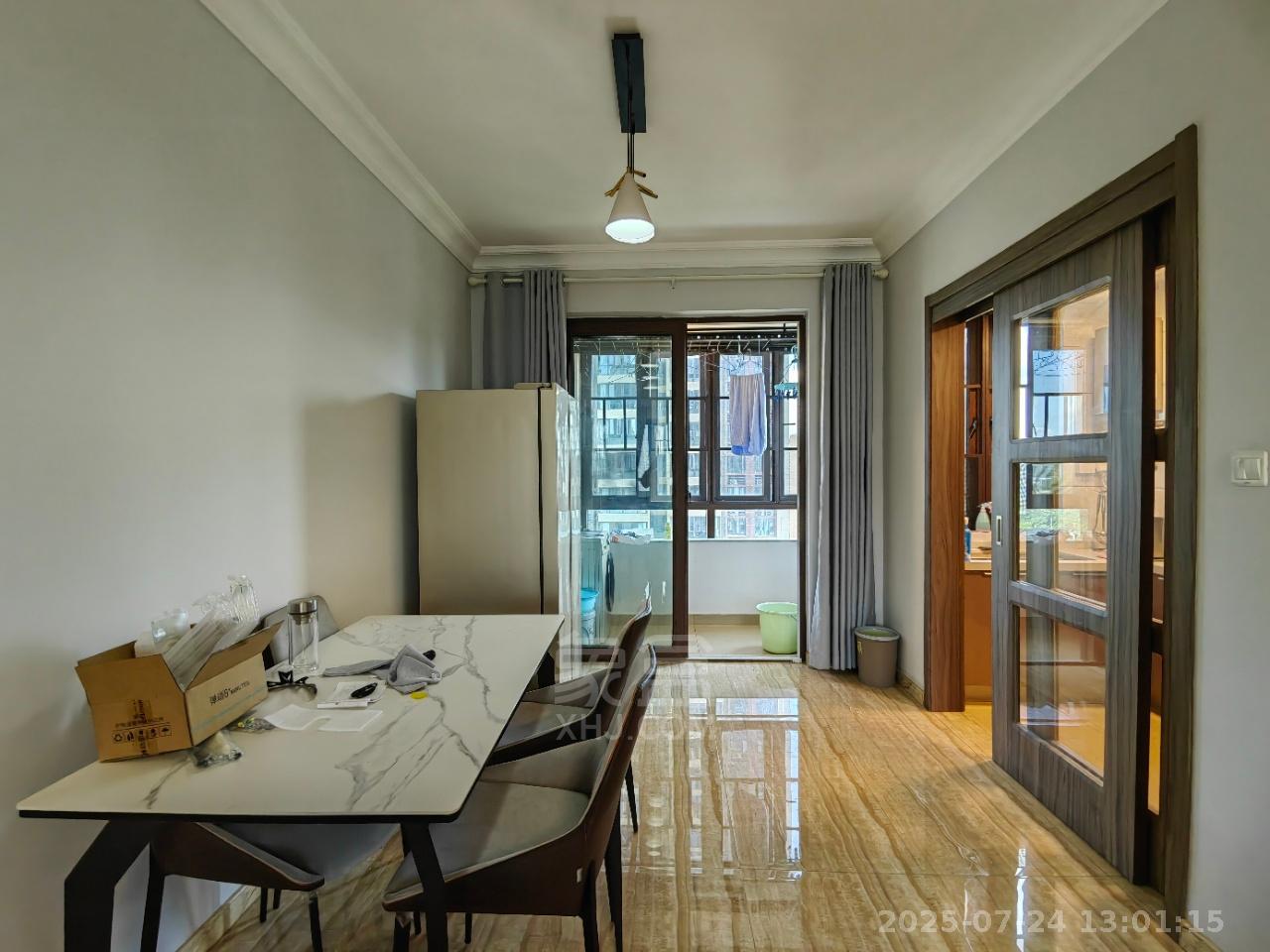 碧桂园麓府 4室2厅2卫 2000.0元/月 碧桂园麓府 4室2厅2卫 2000.0元/月室内图