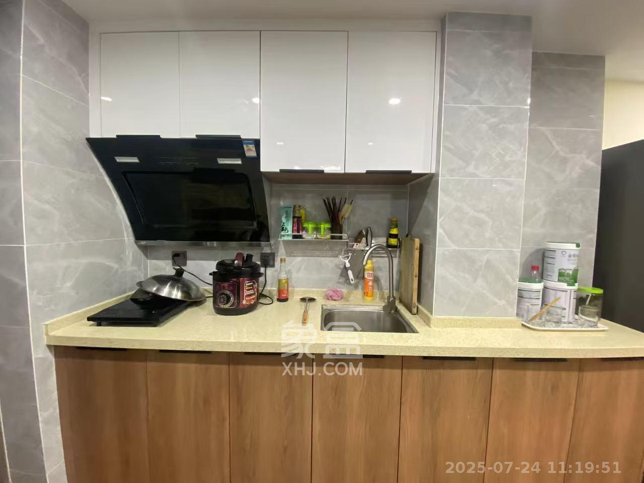 映客龙湖璟翠公馆（映客龙湖璟翠中心）   41.63㎡      2200.0元/月室内图