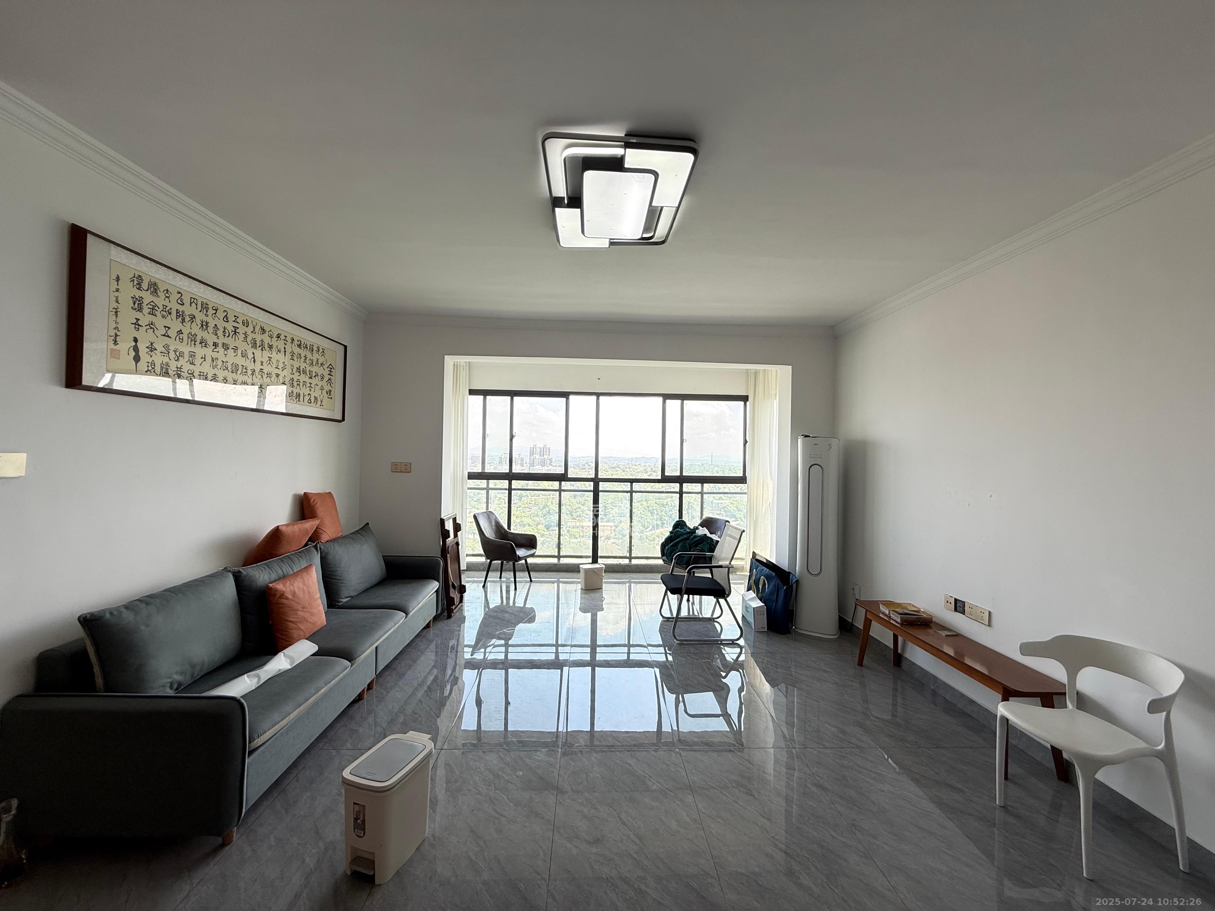 海洋半岛(月珑湾)  3室2厅2卫    3000.0元/月 海洋半岛(月珑湾)  3室2厅2卫    3000.0元/月室内图