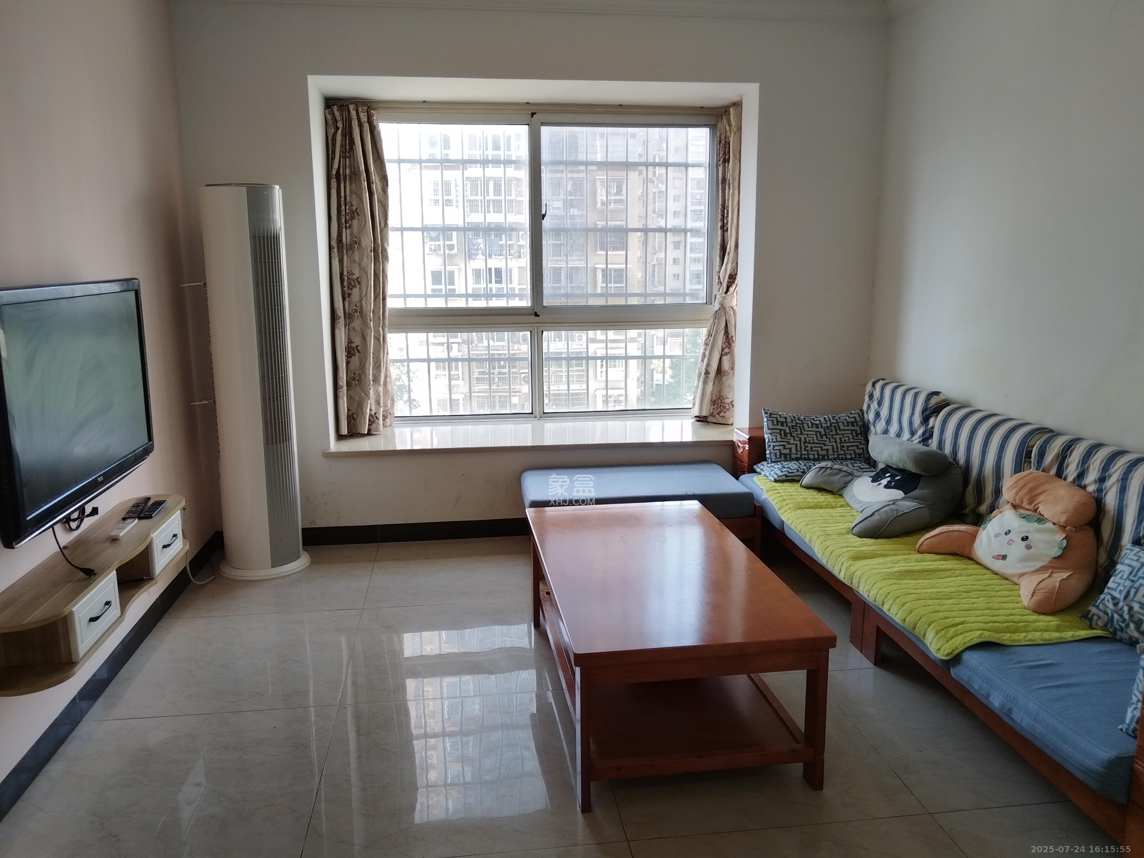 谷山乐园三期  3室2厅1卫    2200.0元/月 谷山乐园三期  3室2厅1卫    2200.0元/月室内图