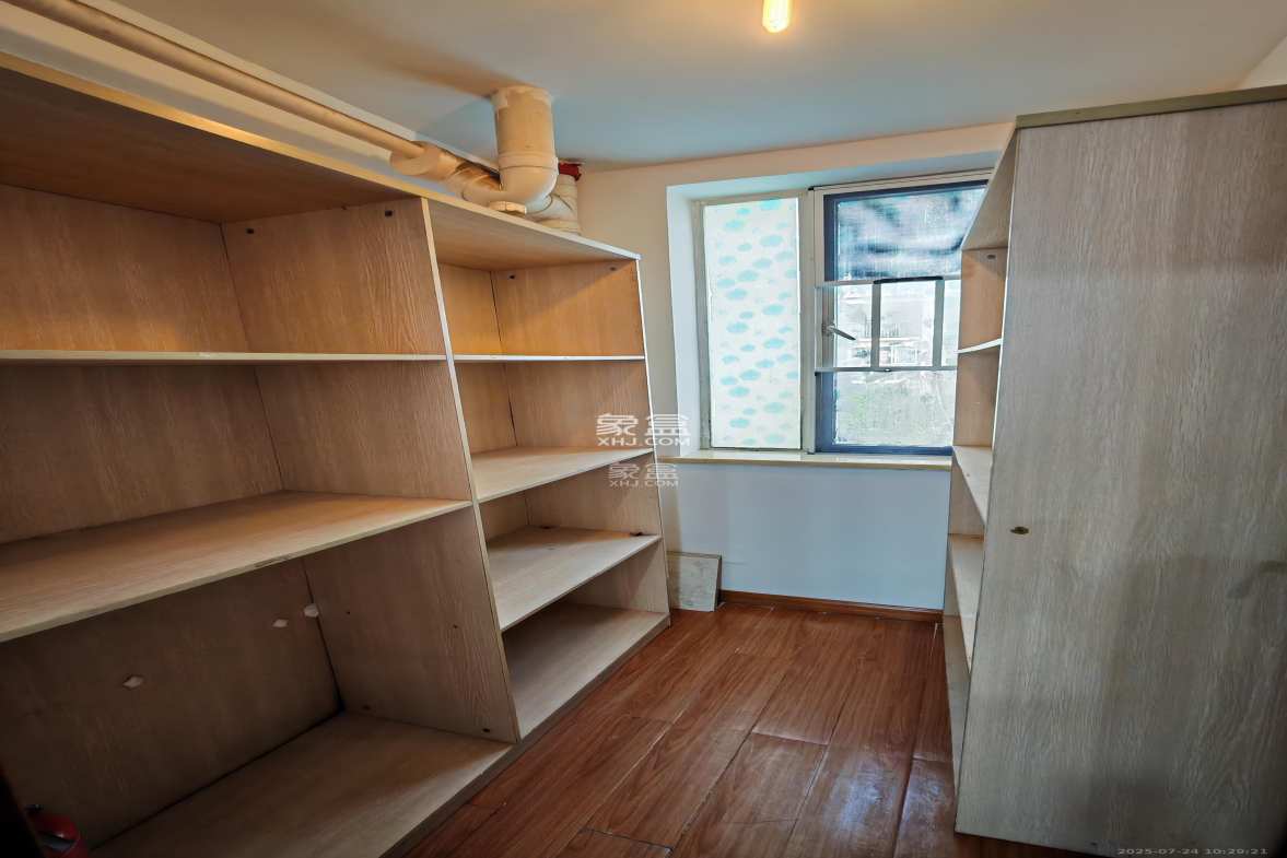 天鸿天府(天鸿中央大院) 3室2厅2卫 2800.0元/月 天鸿天府(天鸿中央大院) 3室2厅2卫 2800.0元/月室内图