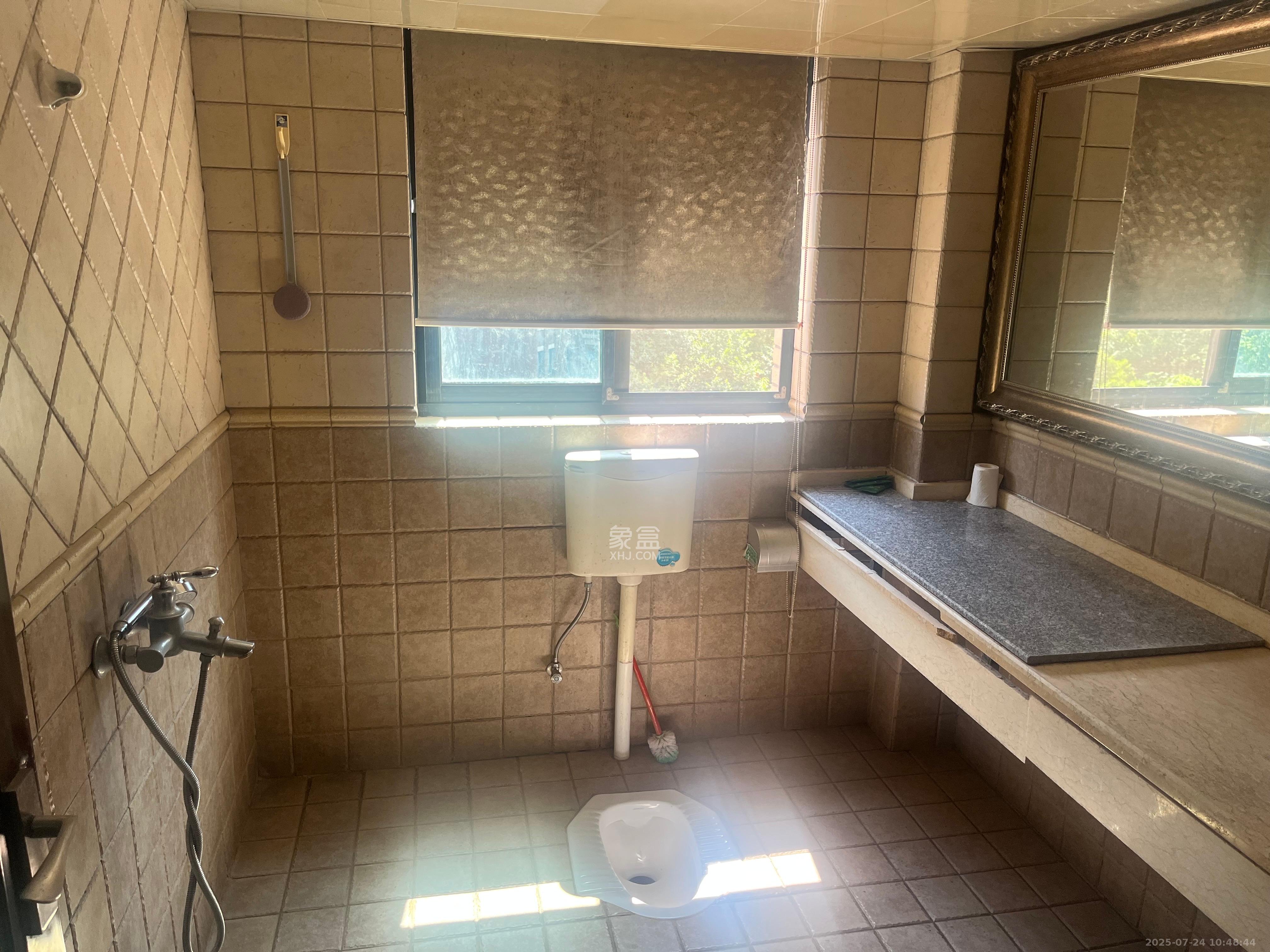 三江花中城 3室2厅2卫 3500.0元/月 三江花中城 3室2厅2卫 3500.0元/月室内图