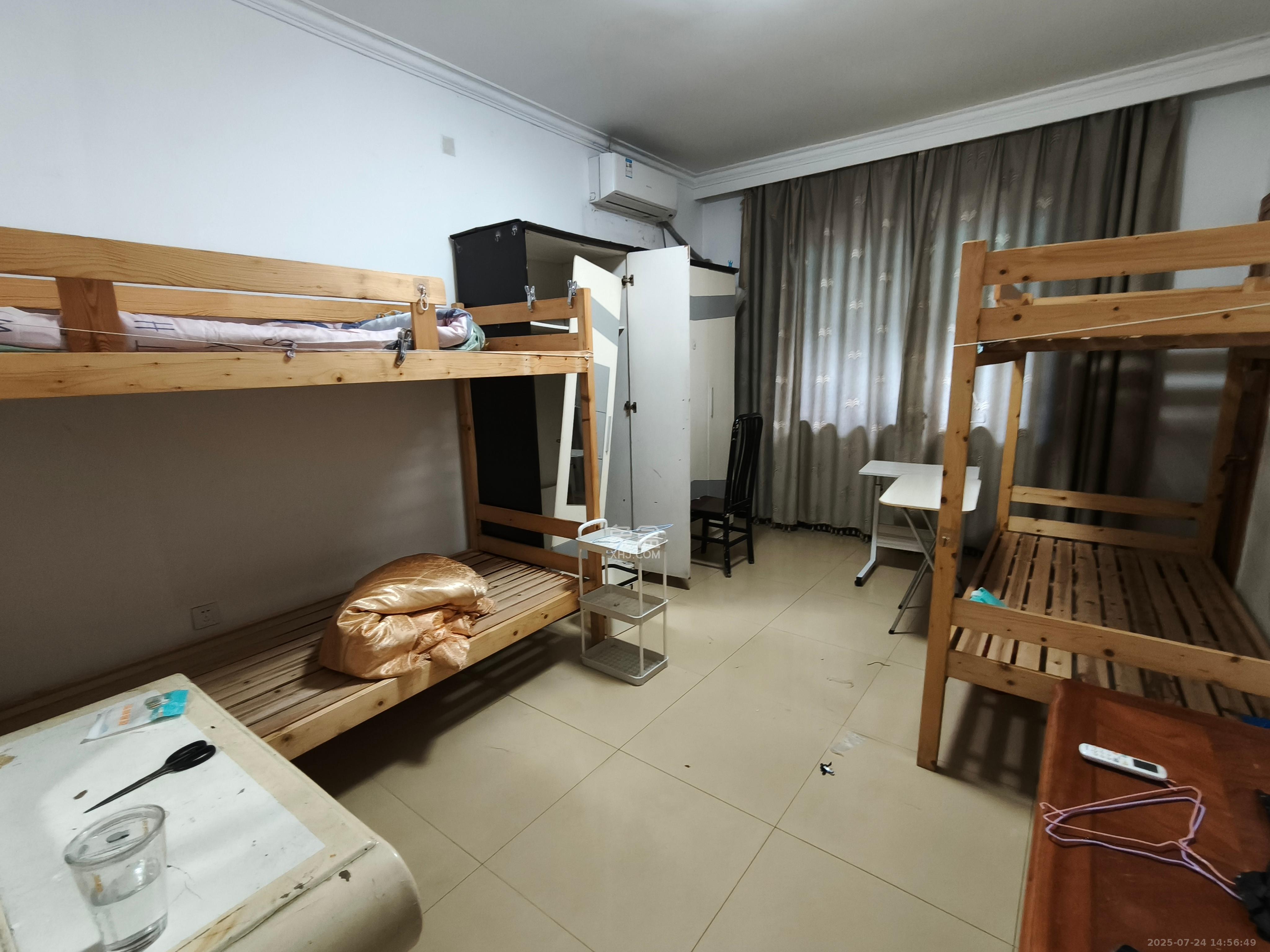 望江公寓 3室2厅1卫 2400.0元/月 望江公寓 3室2厅1卫 2400.0元/月室内图