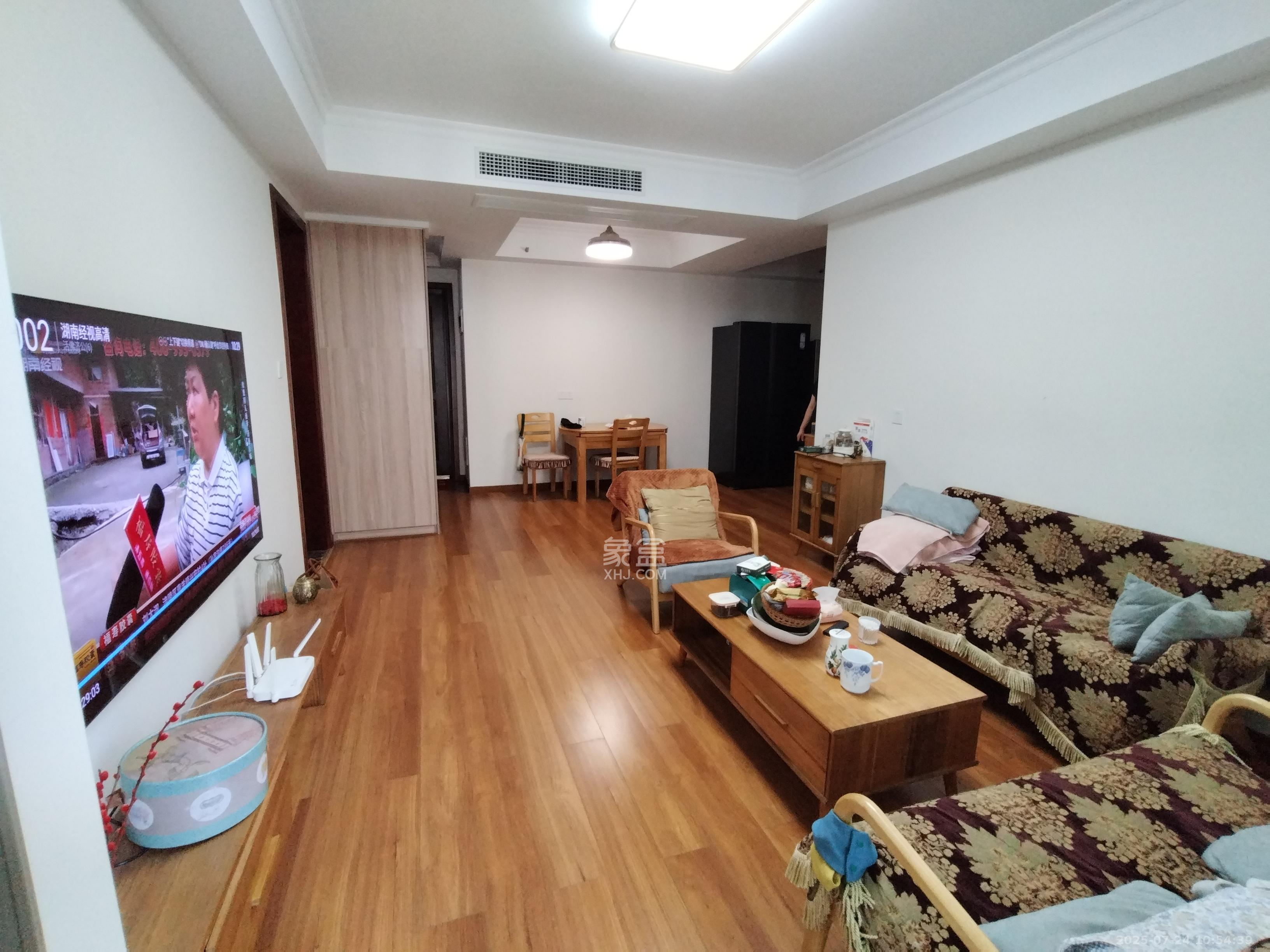 梅溪湖金茂湾  3室2厅2卫    3000.0元/月 梅溪湖金茂湾  3室2厅2卫    3000.0元/月室内图1