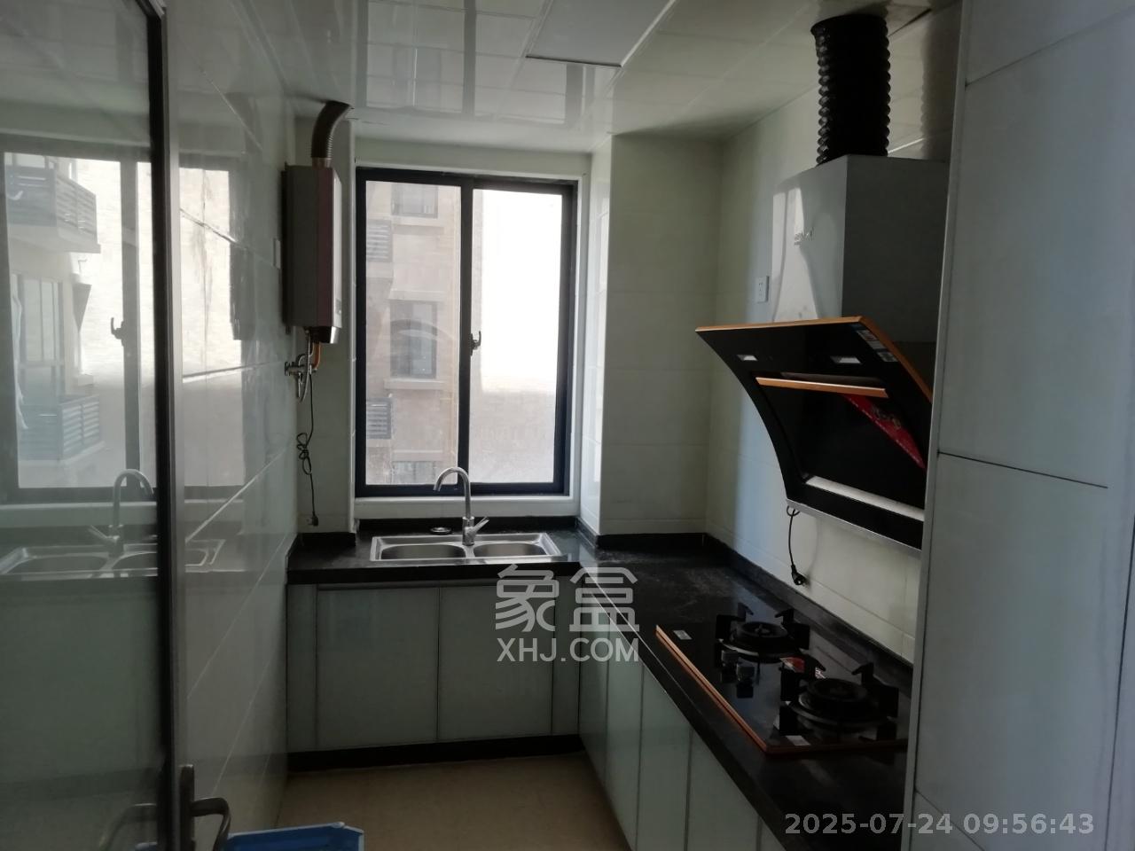 中南红领邦（红星嘉和苑）  2室1厅1卫    2000.0元/月室内图