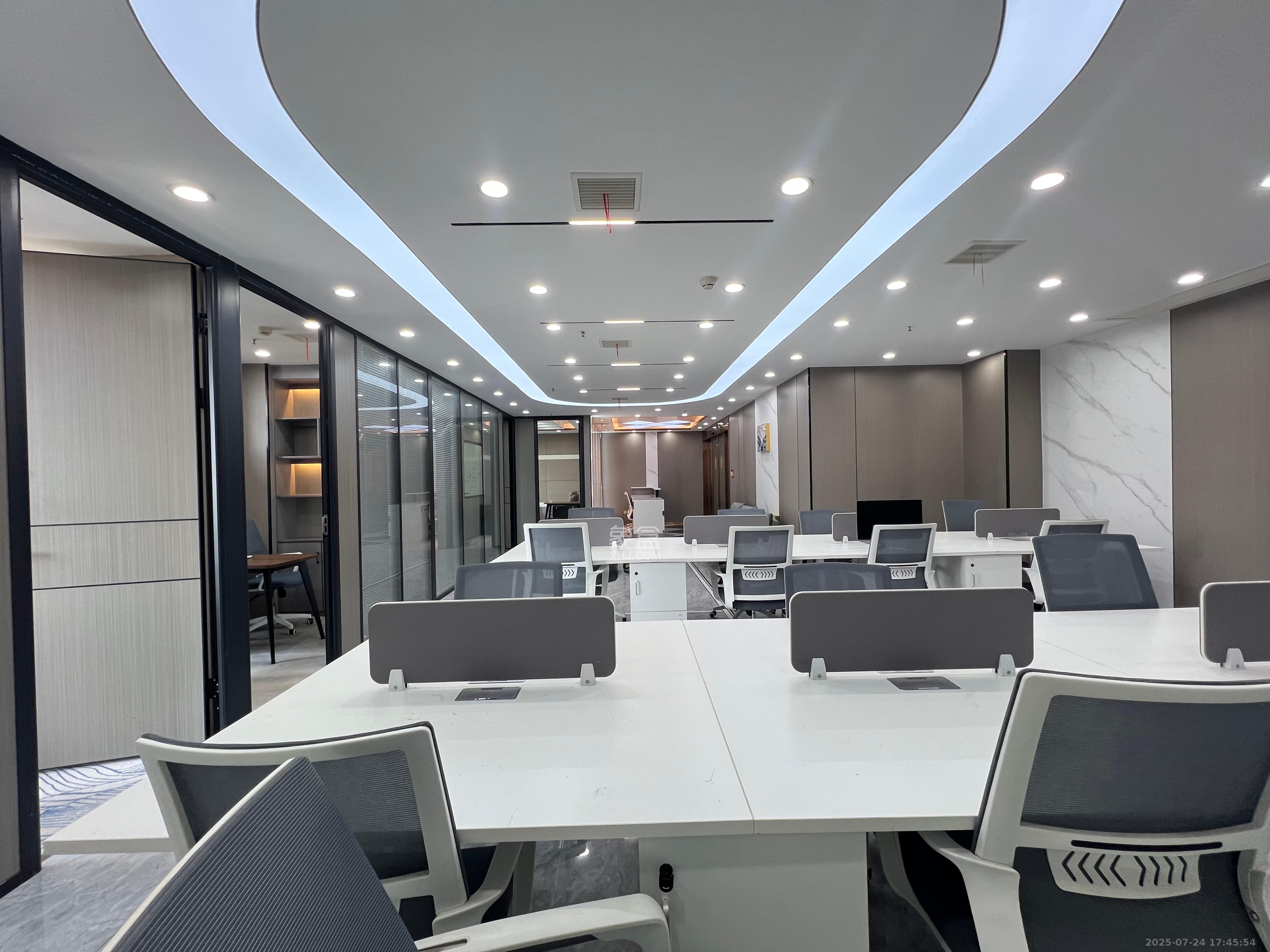 奥克斯广场   270.0㎡      15000.0元/月室内图